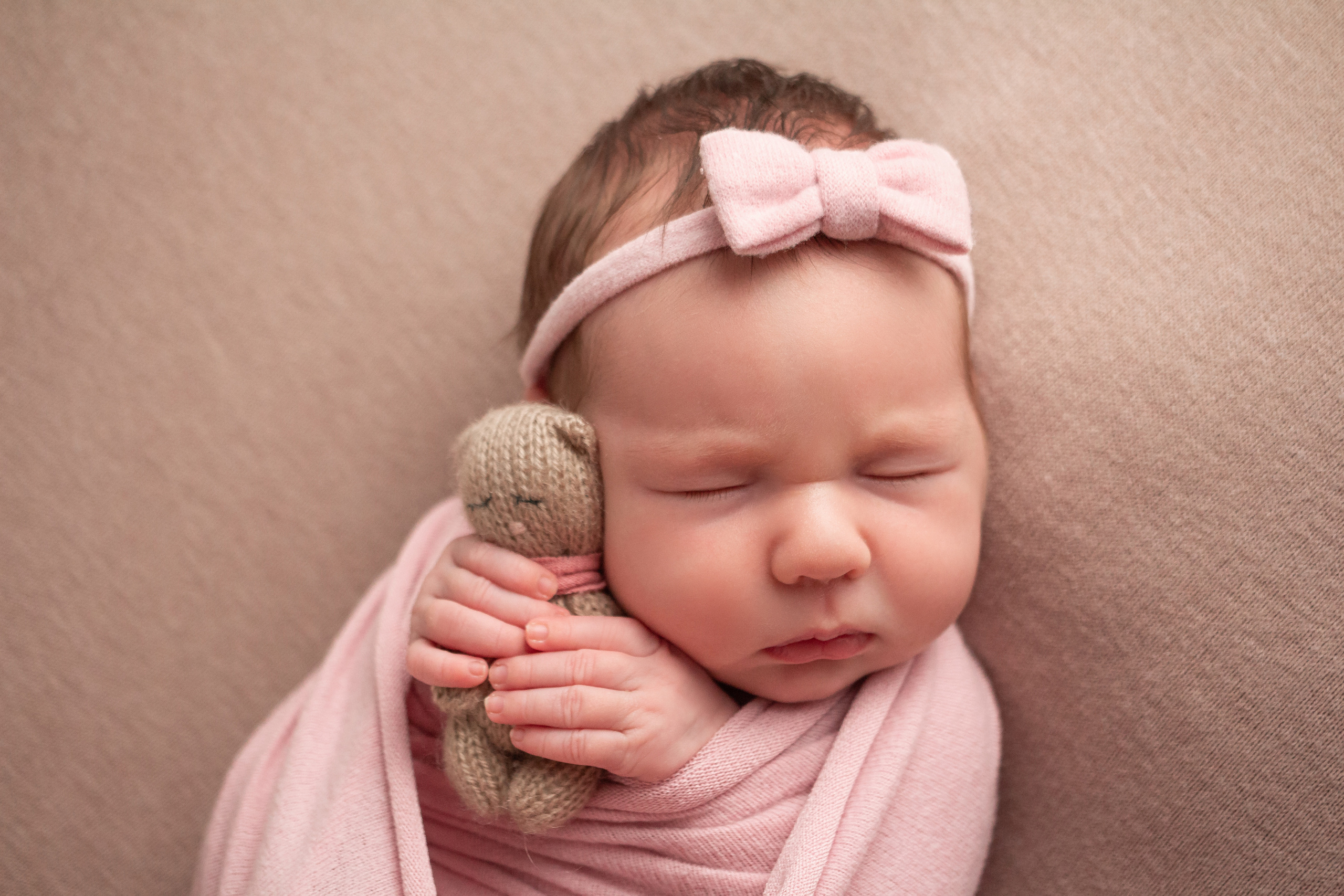 Классический стиль newborn. Фотограф новорождённых Анапа Елена Кушнарь