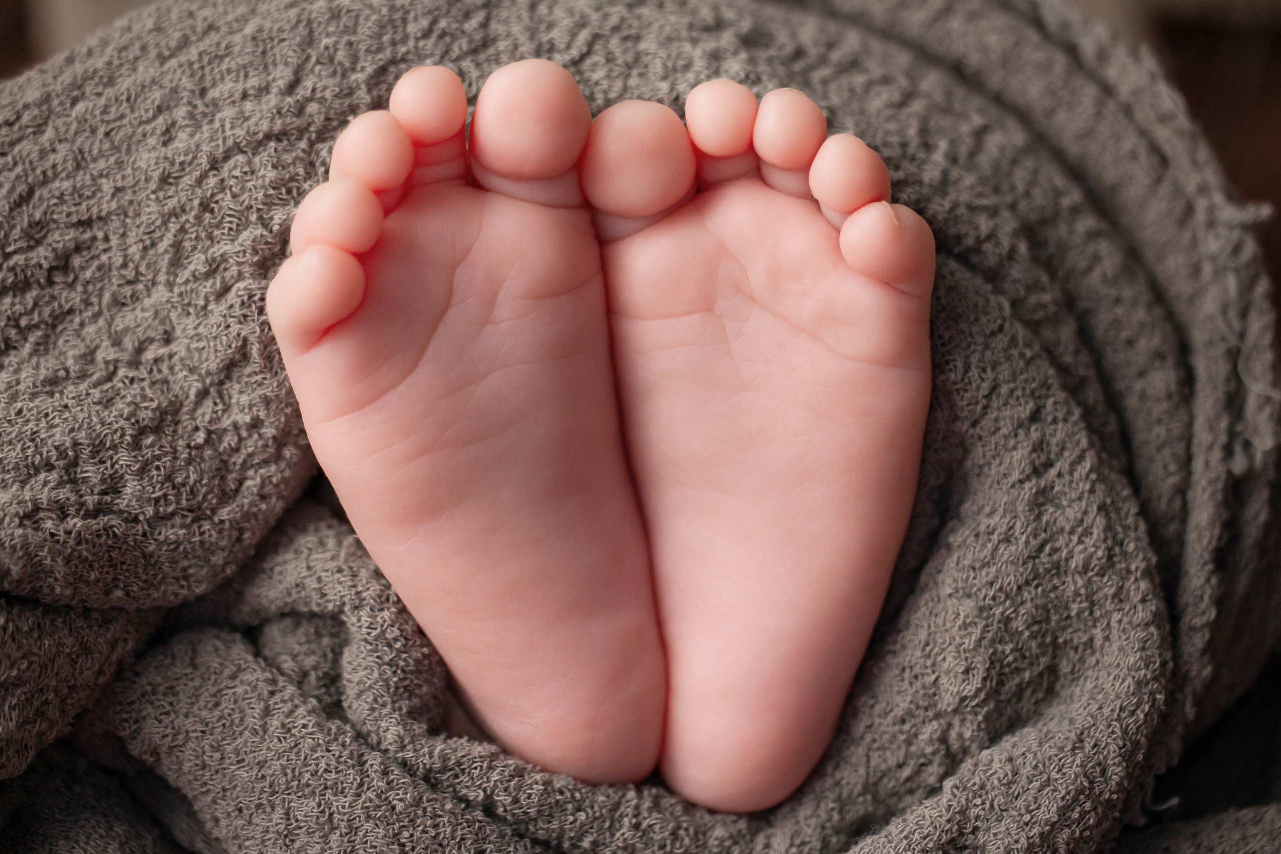 Классический стиль newborn. Фотограф новорождённых Анапа Елена Кушнарь