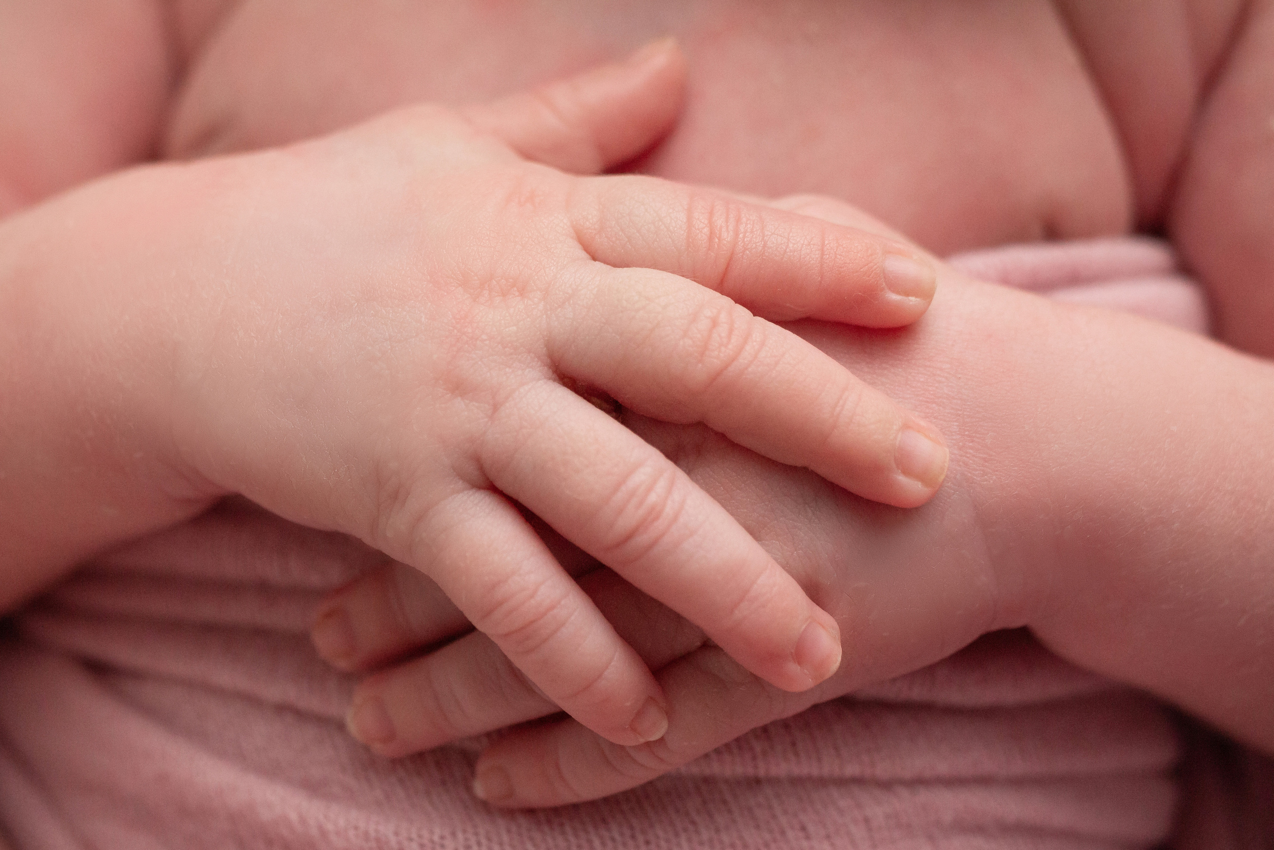 Классический стиль newborn. Фотограф новорождённых Анапа Елена Кушнарь