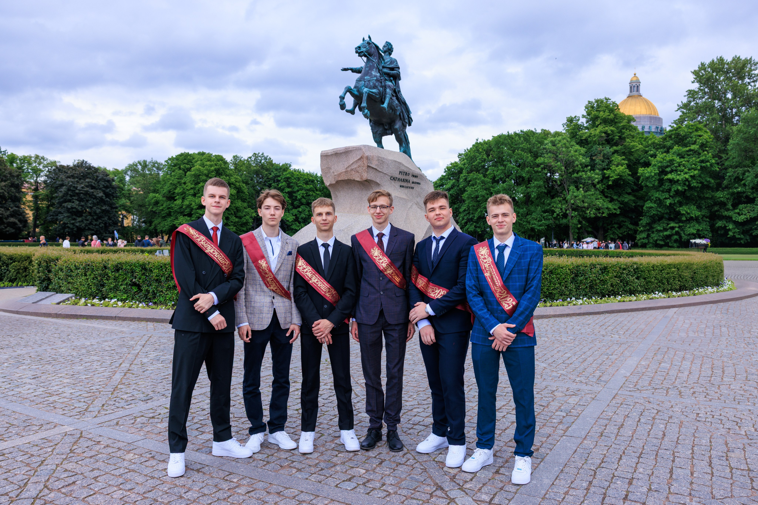 Выпускной лицея 244. Фотограф Александр Заломаев