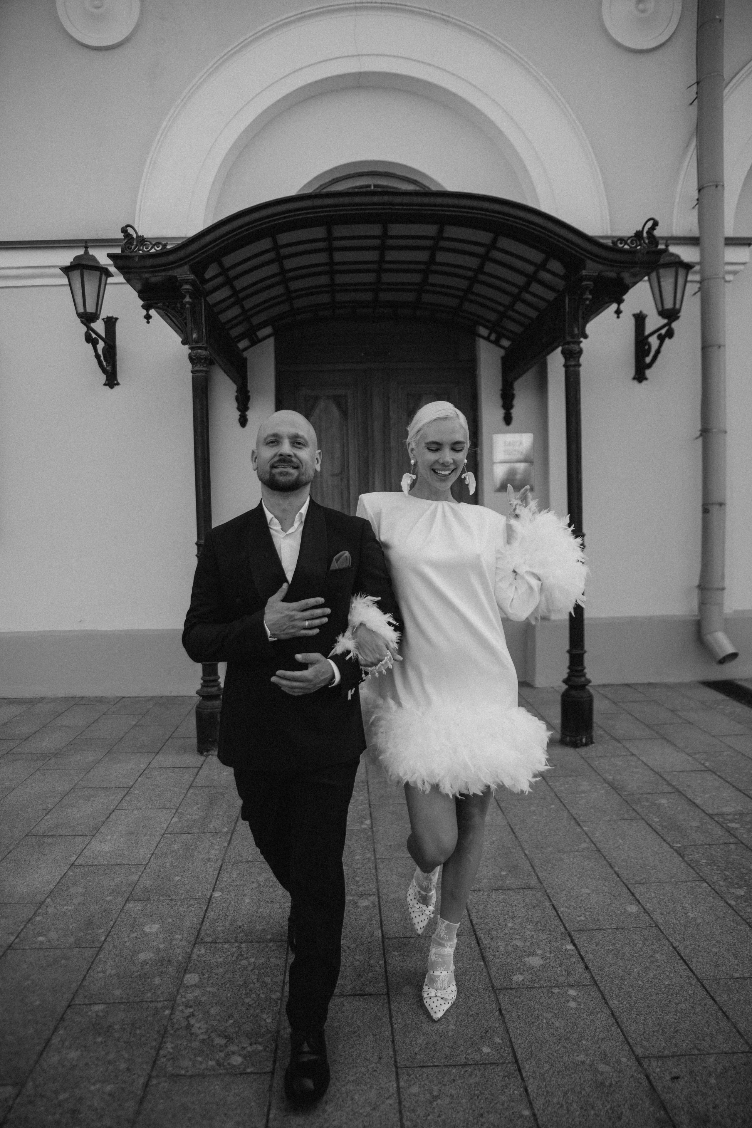Прогулка у Большого театра. Гаврилова Настя семейный фотограф lifestyle в Москве