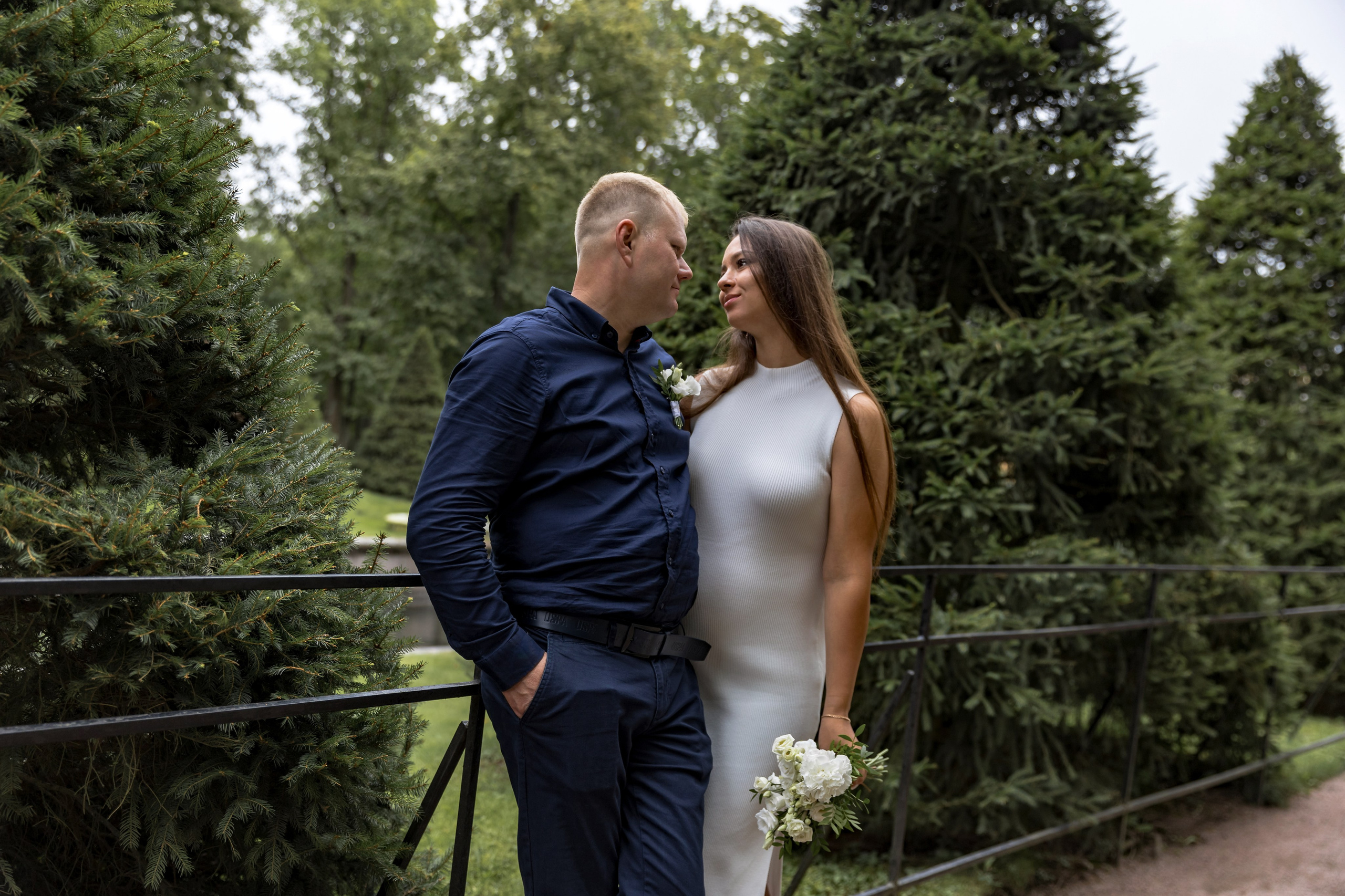 Свадебная прогулка Алены и Миши. Свадебный и портретный фотограф в Санкт-Петербурге Надежда Чечулина