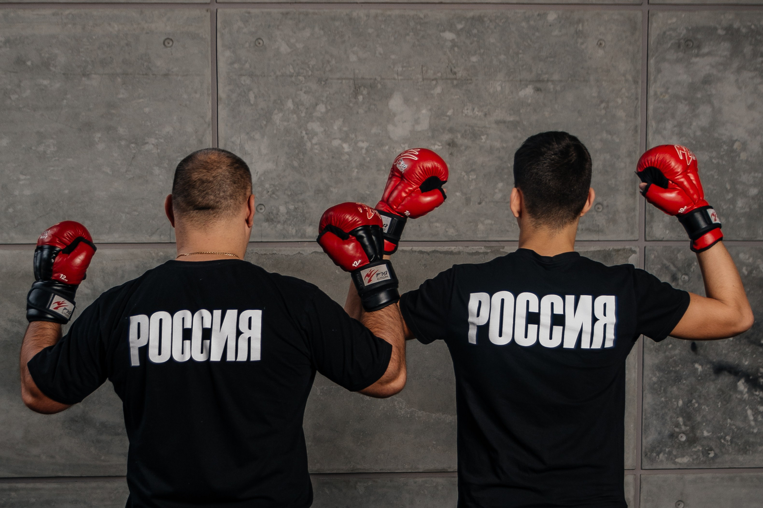 Фотосессия отец и взрослый сын. Семейный и детский фотограф Кущ Наташа