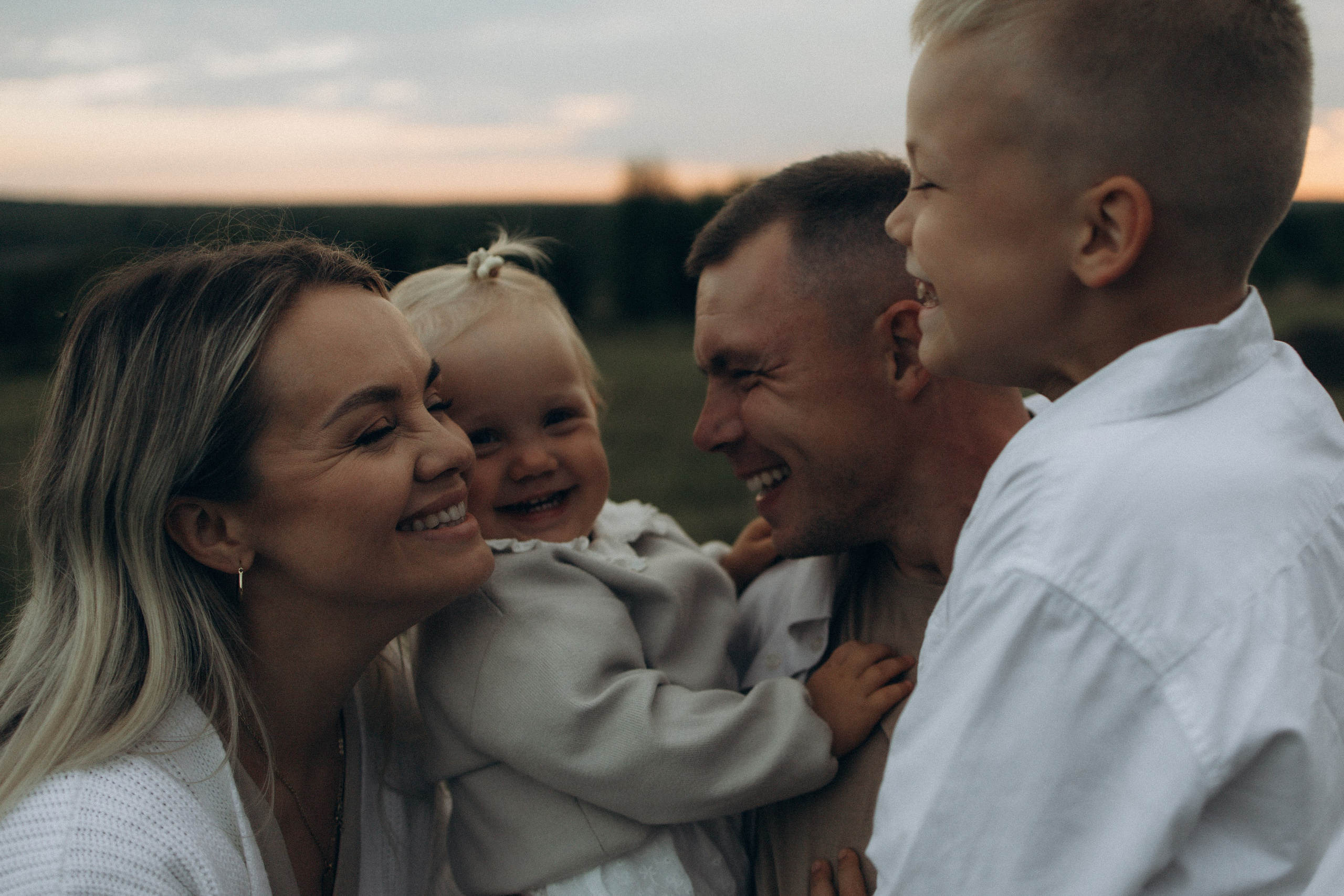Наташа, Женя, Кирилл и Вика. Семейный фотограф в Ижевске Даша Денисова