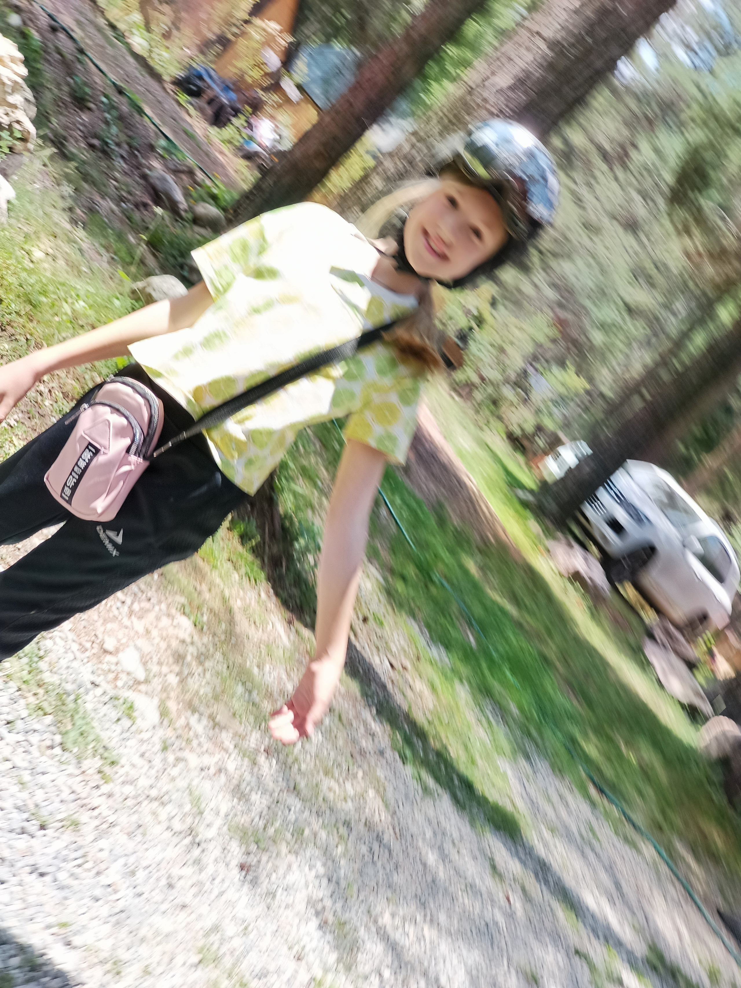 Эльбрус 2023 Маша Саша Дима. Заставка