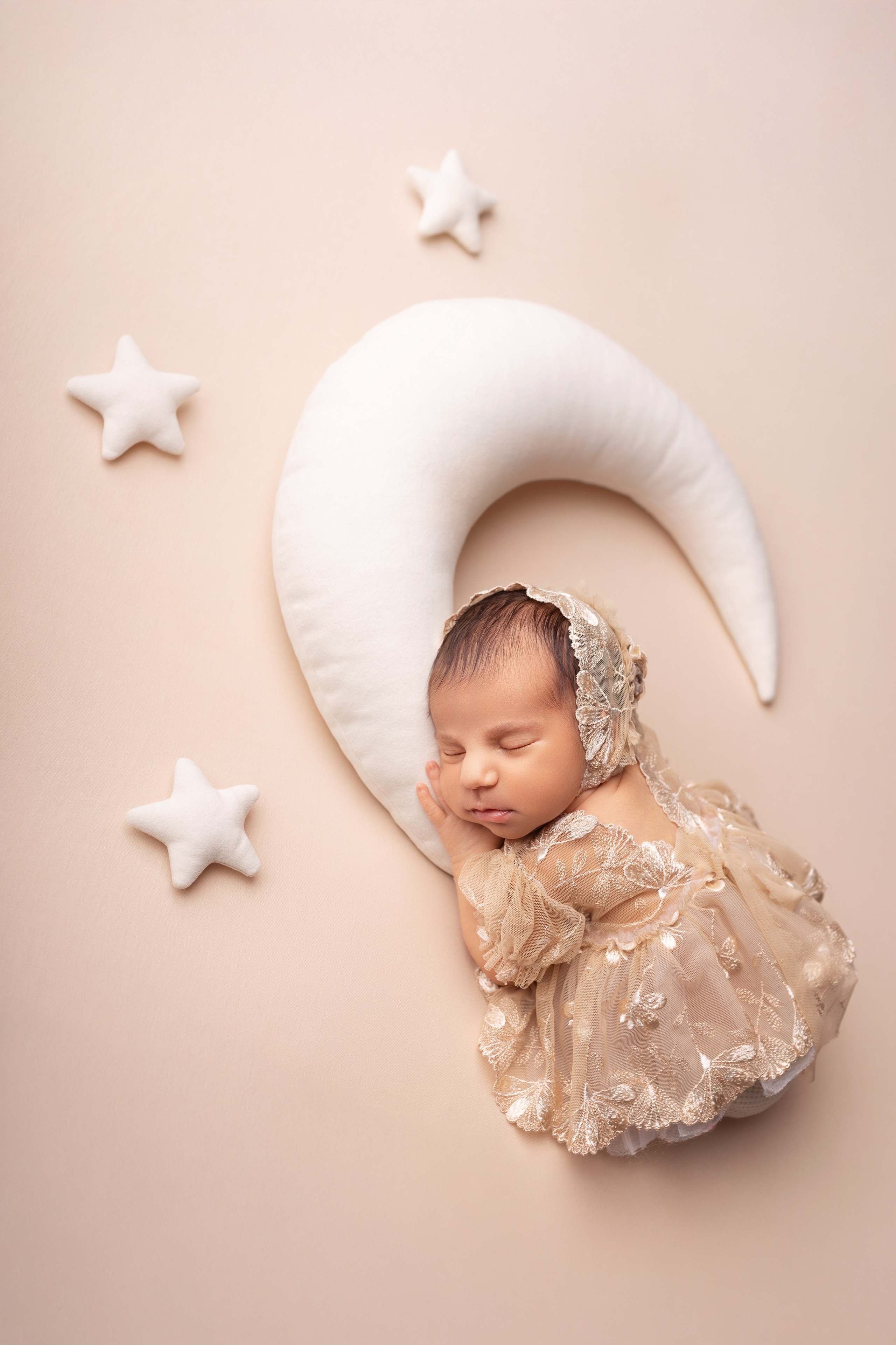 Newborn девочки. Фотограф новорожденных Модяева Ирина