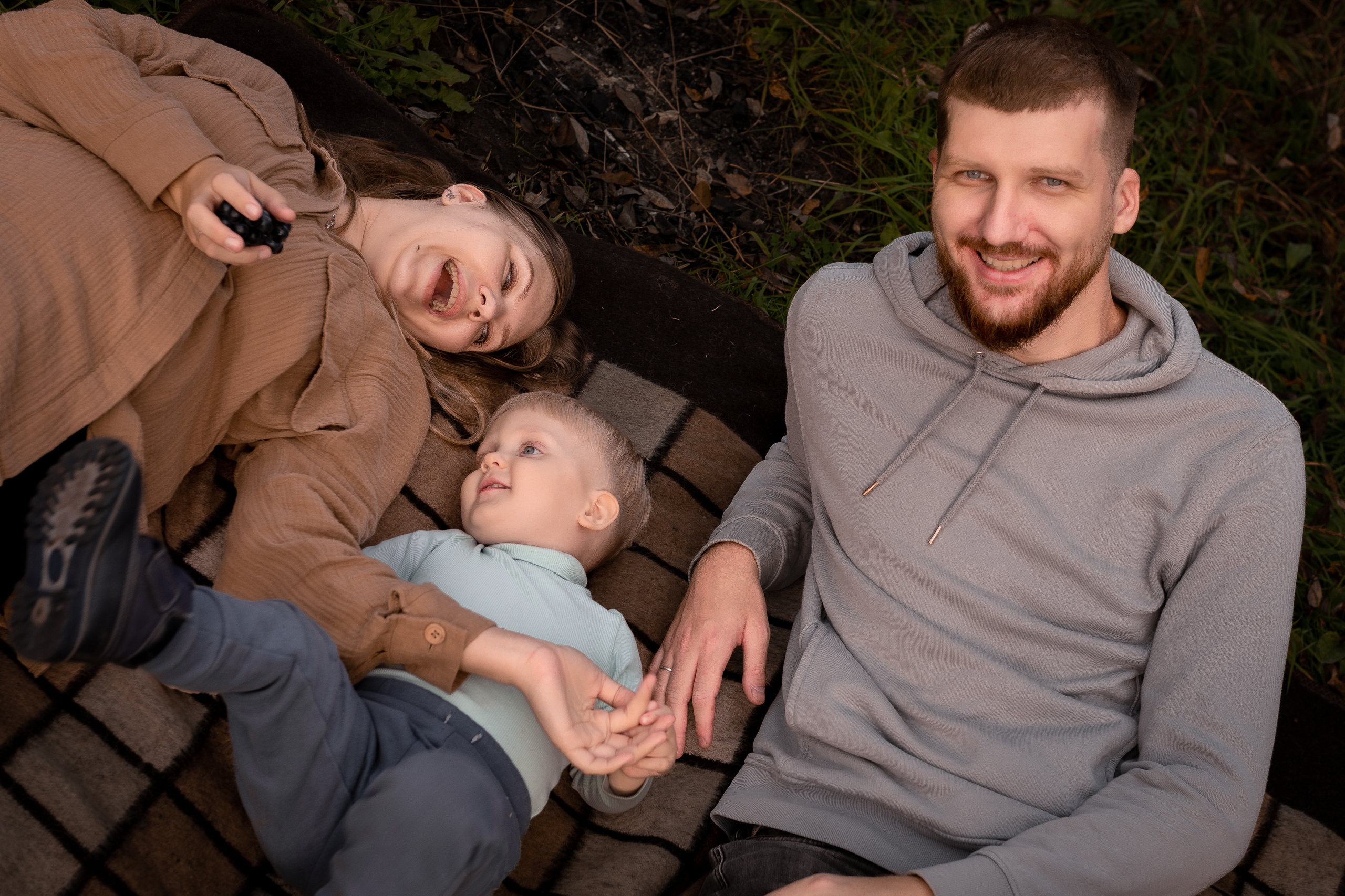 Виктория, Алексей, Ваня и Дима. Фотограф г. Хабаровск