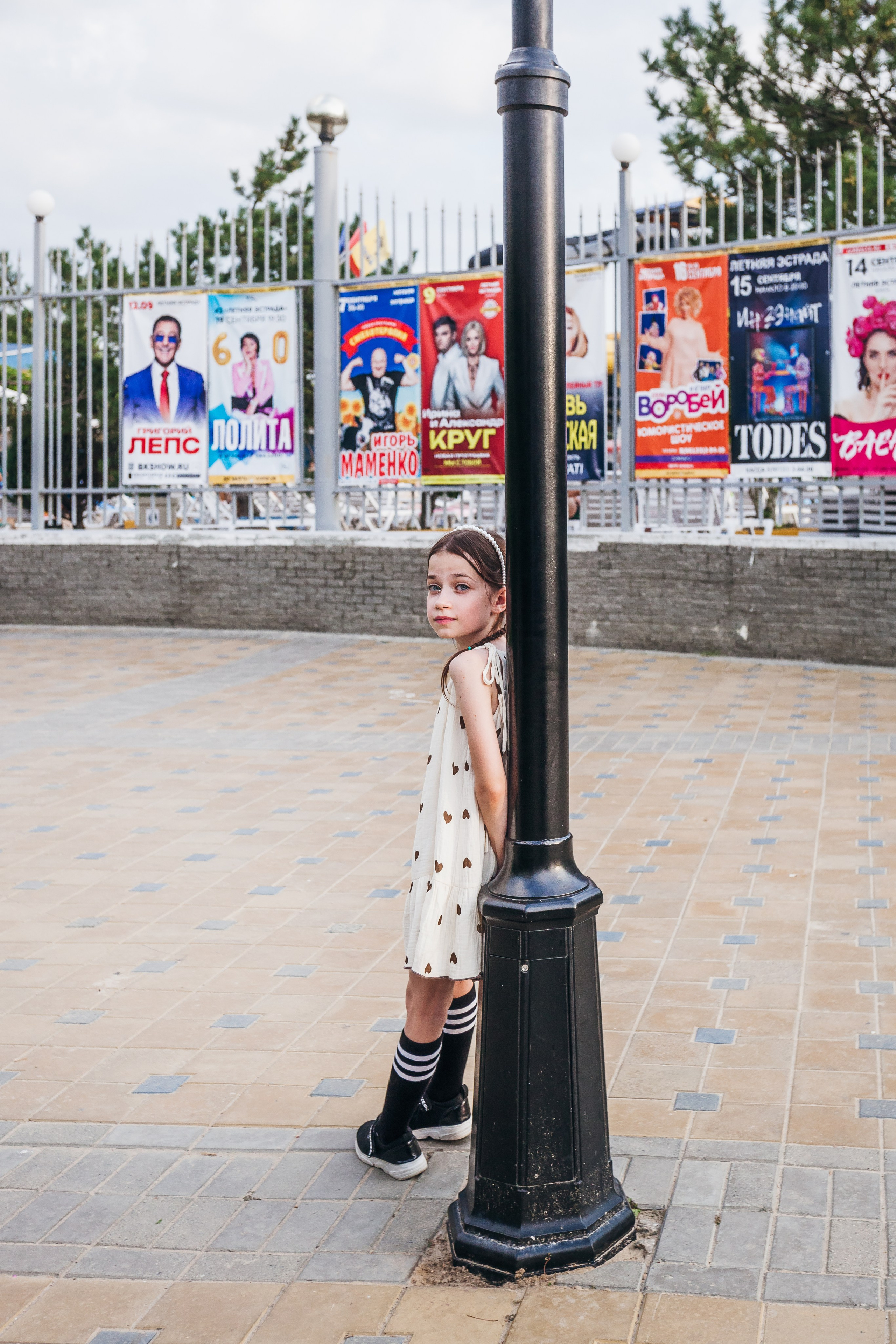 День рождение в уютном ресторане. Фотограф Денис Денисов