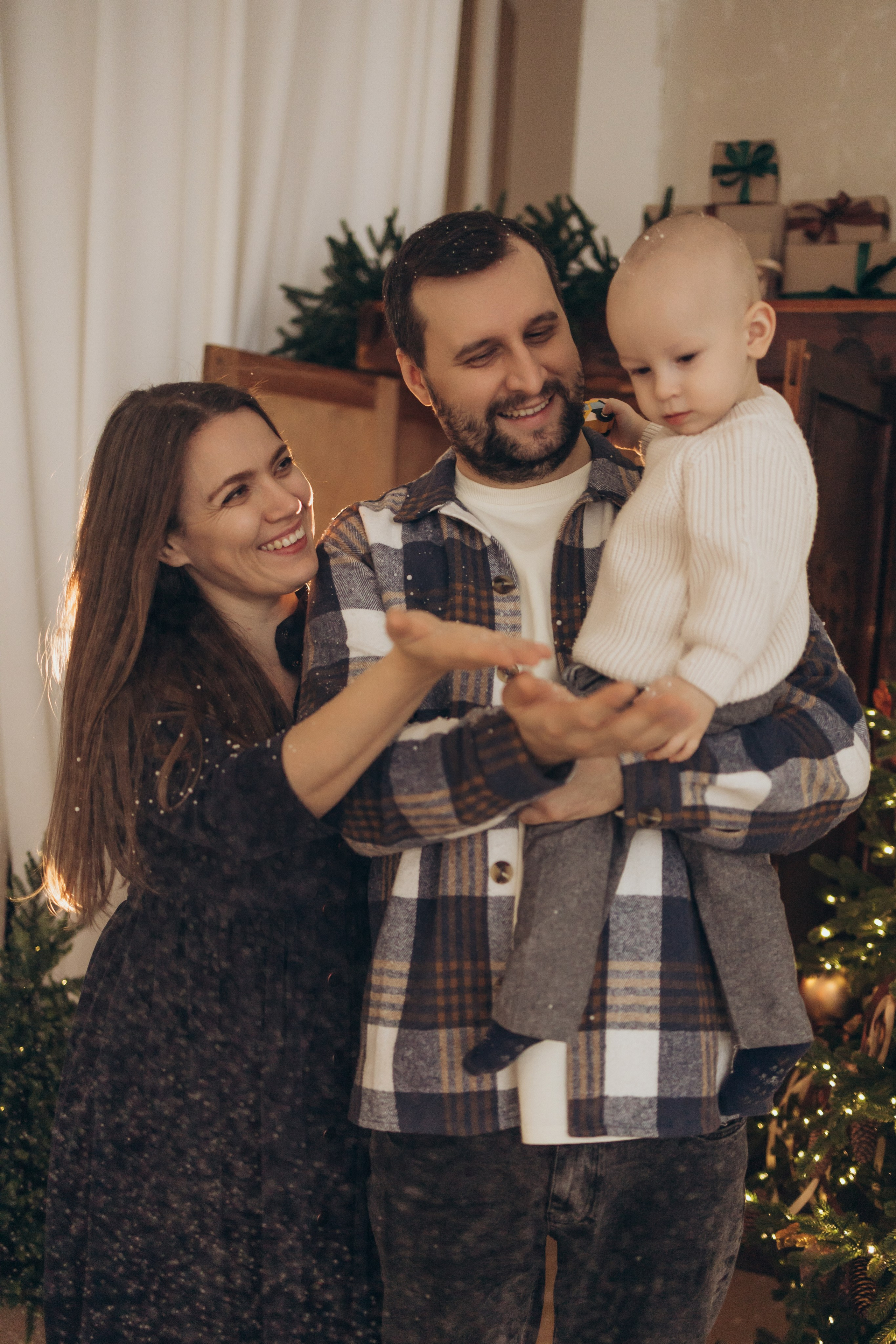 Женя, Тая и маленький Сашенька. Свадебный фотограф в Тольятти Валерия Барышкина