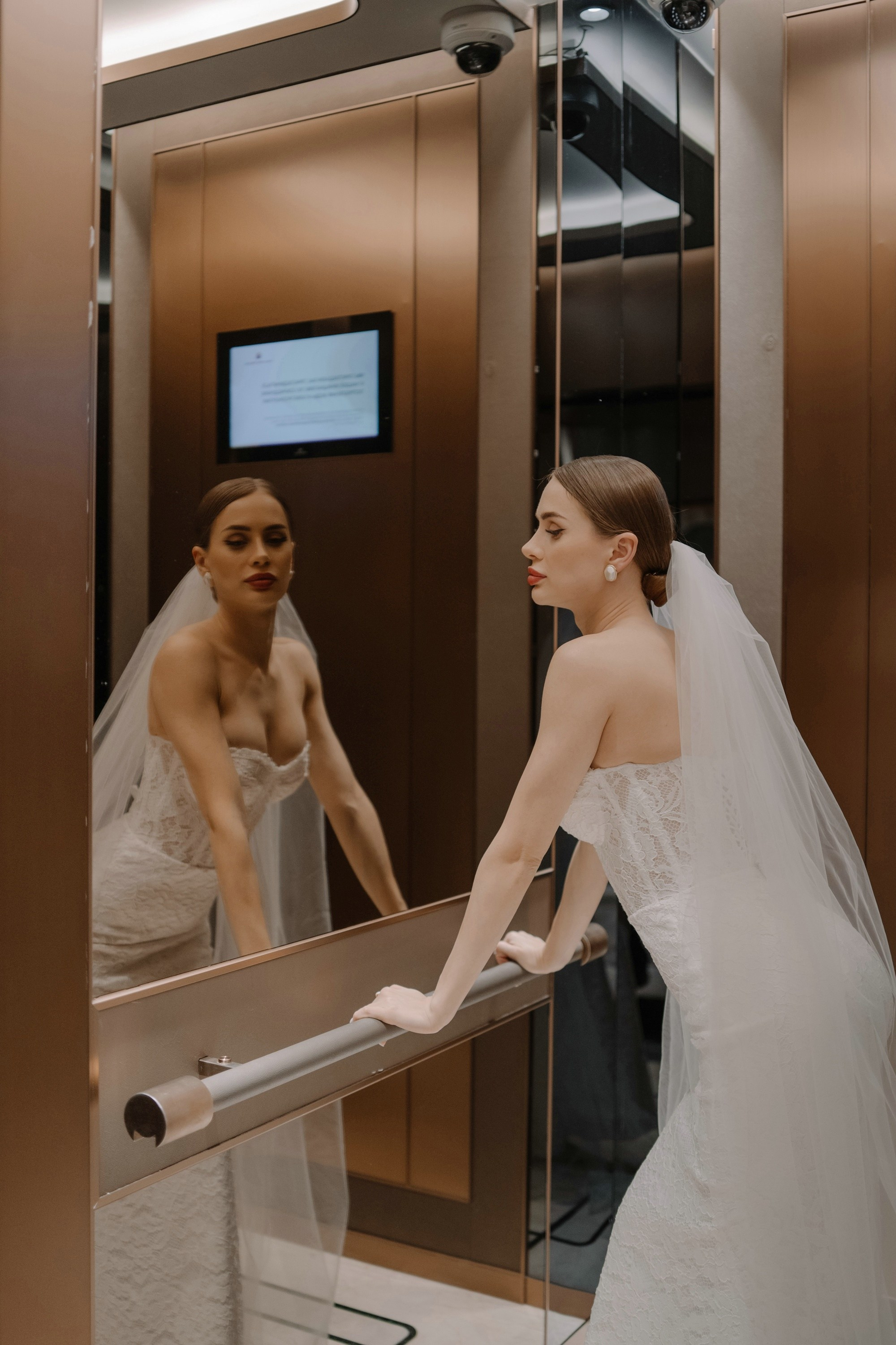 Свадебная фотосессия в Soluxe hotel Moscow. Свадебный и семейный фотограф в Москве Светлана Зоткина