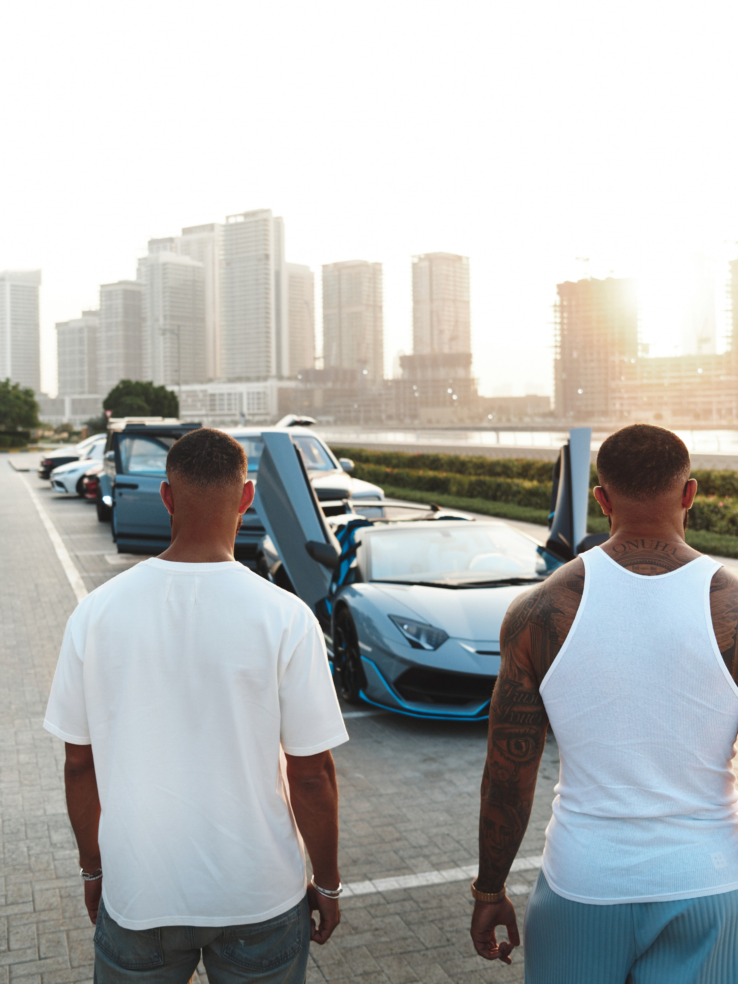 Samuel Onuha & Ruben Onuha. NOIZOMAX Художественный фотограф в Дубай