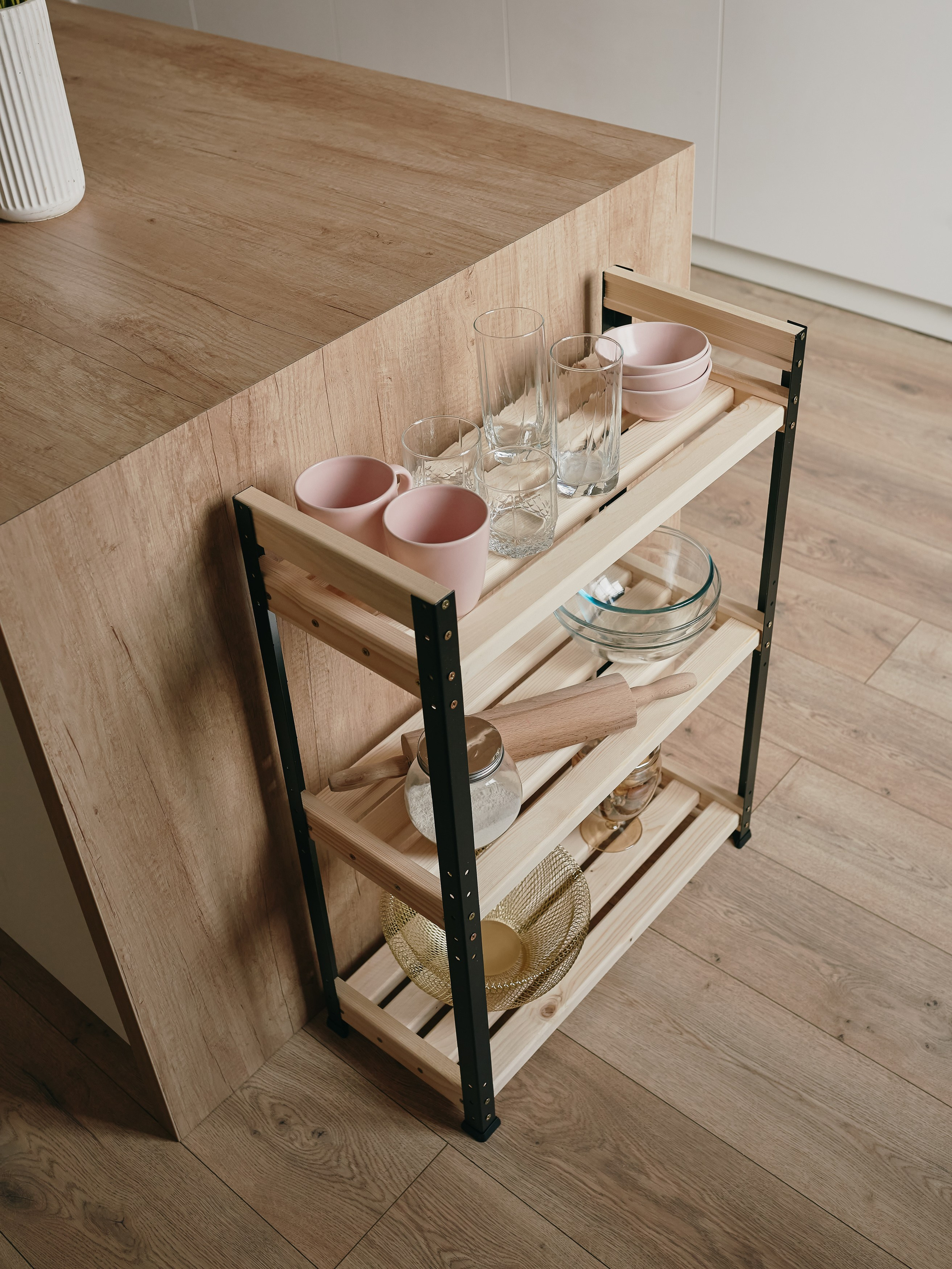 Мебель и декор для дома. Предметный фотограф, инфографика и видео в Санкт-Петербурге