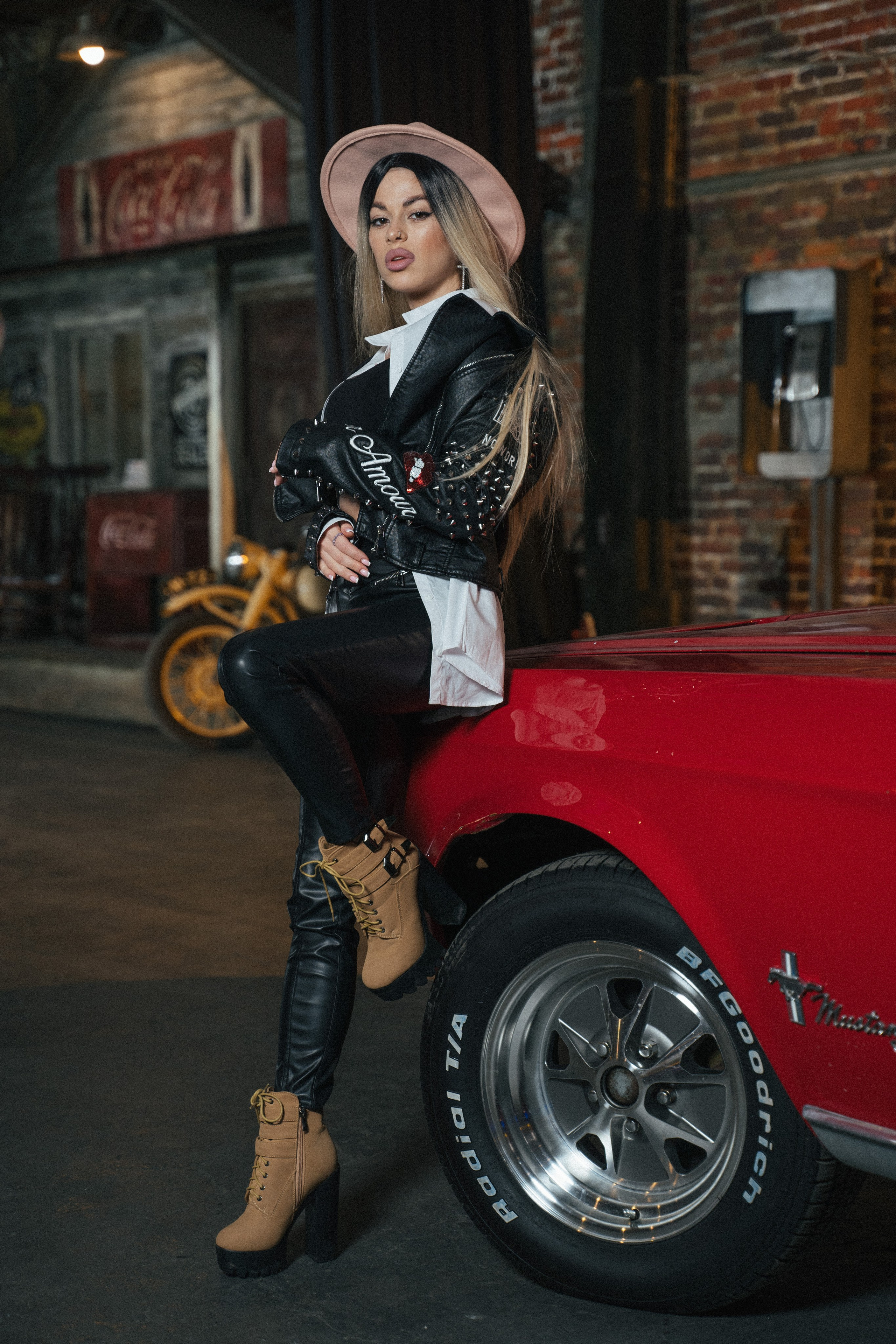 Фотосессия Ретро Cars. Свадебный и портретный фотограф в Москве Гудумак Евгений