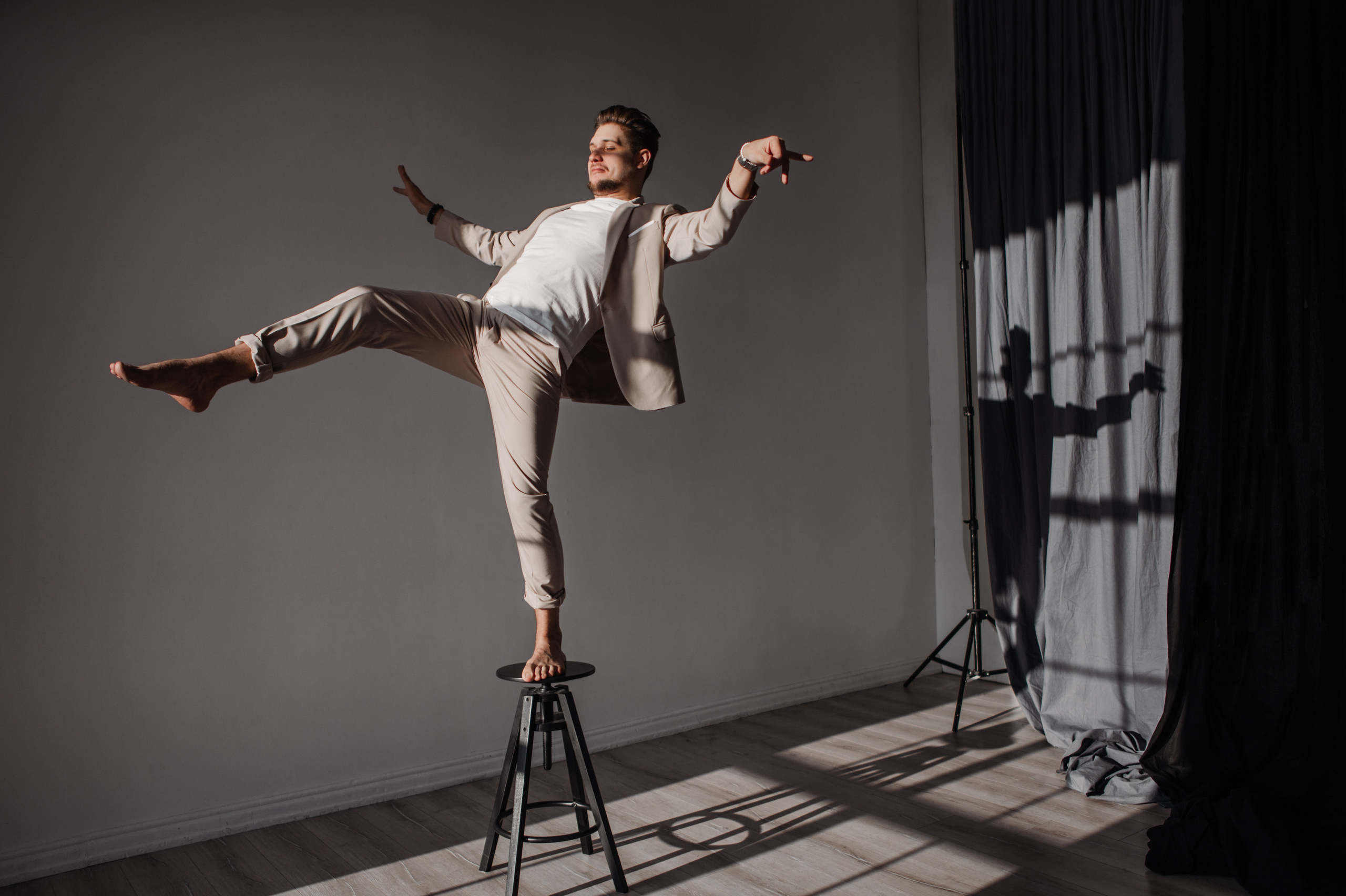 Владимир Привалов. Ведущий мероприятий. Свадебный и семейный фотограф Вероника Холод