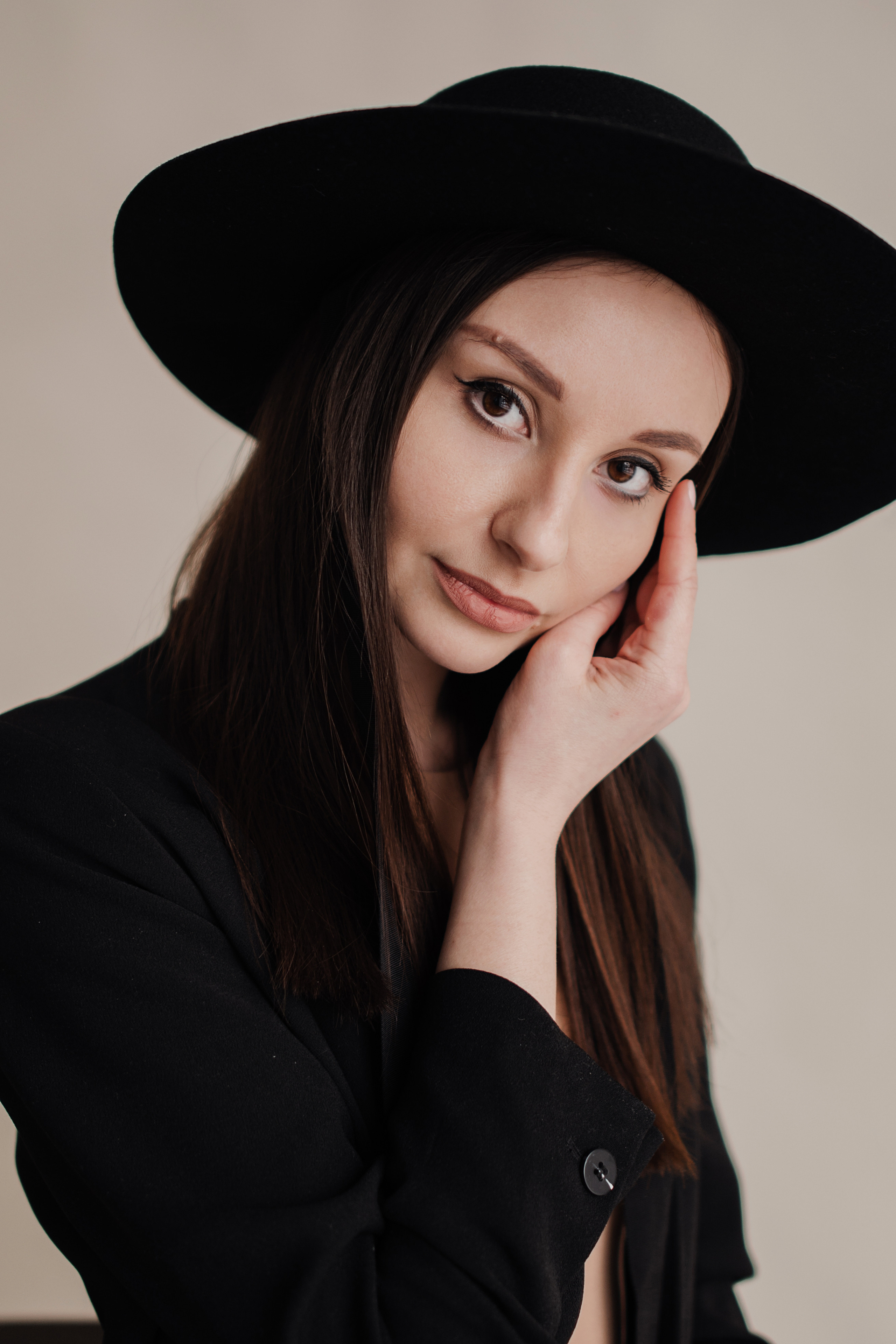 Анна Залетова. Тренер. Мастер спорта по художественной гимнастике. Свадебный и семейный фотограф Вероника Холод