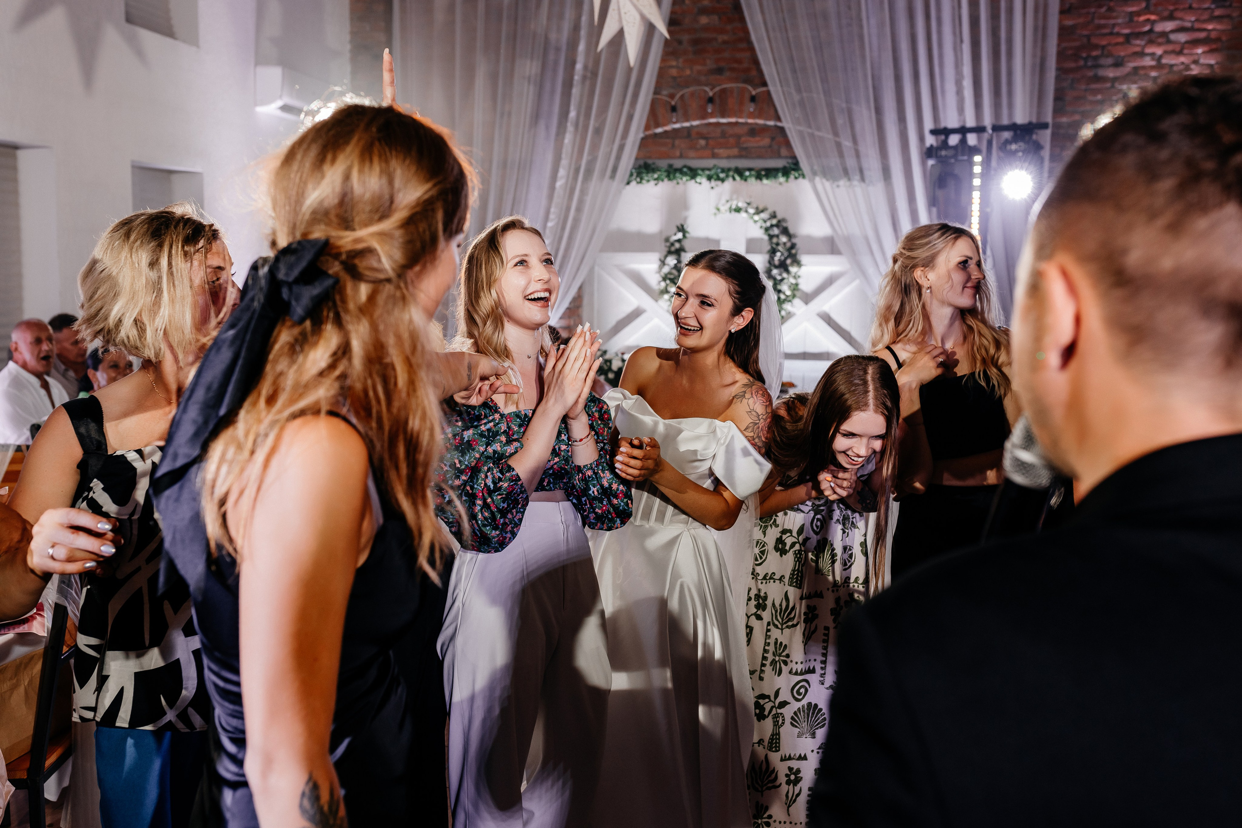 Юлия и Никита. Свадебный фотограф Елена Ловцевич