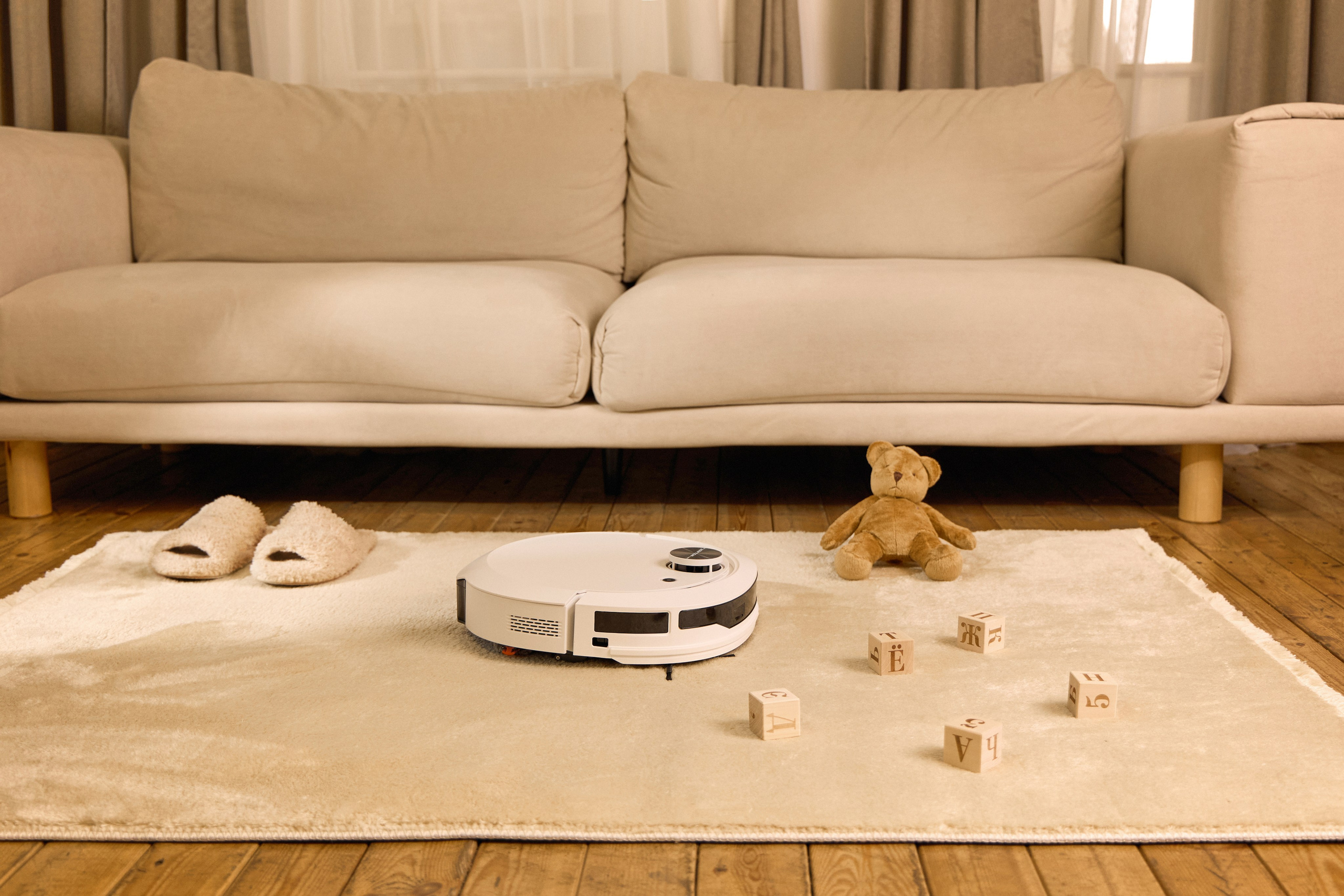 Робот-пылесос. Контент фотограф в Санкт-Петербурге Иванова Юлия