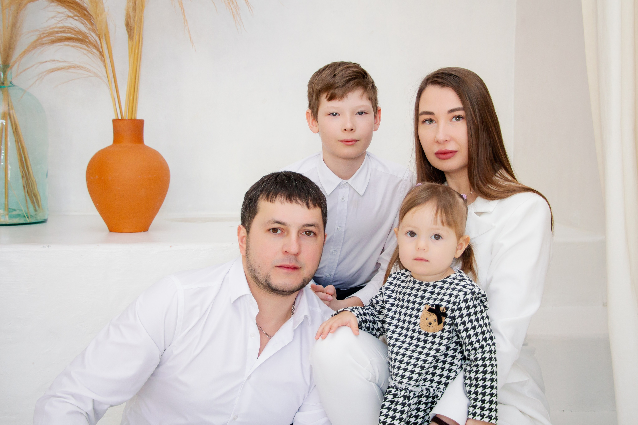 Семейная фотосессия в студии, Екатеринбург. Фотограф в Екатеринбурге Пойгина Елена