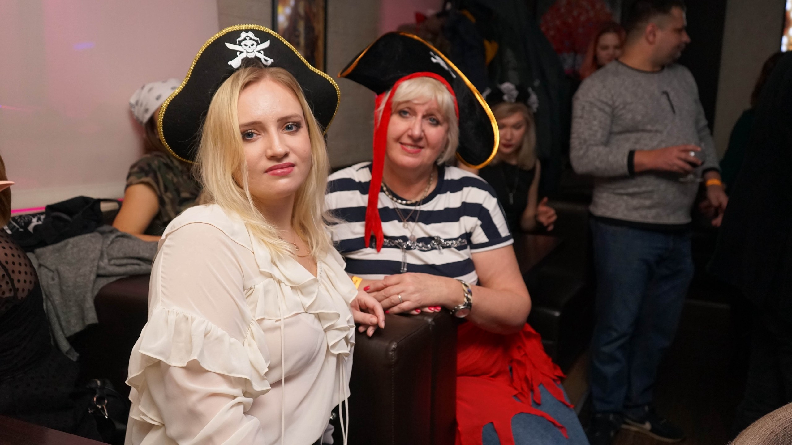 Фандец. Хеллоуиновская клубная вечеринка | 13.11.21. Галерея Фантим