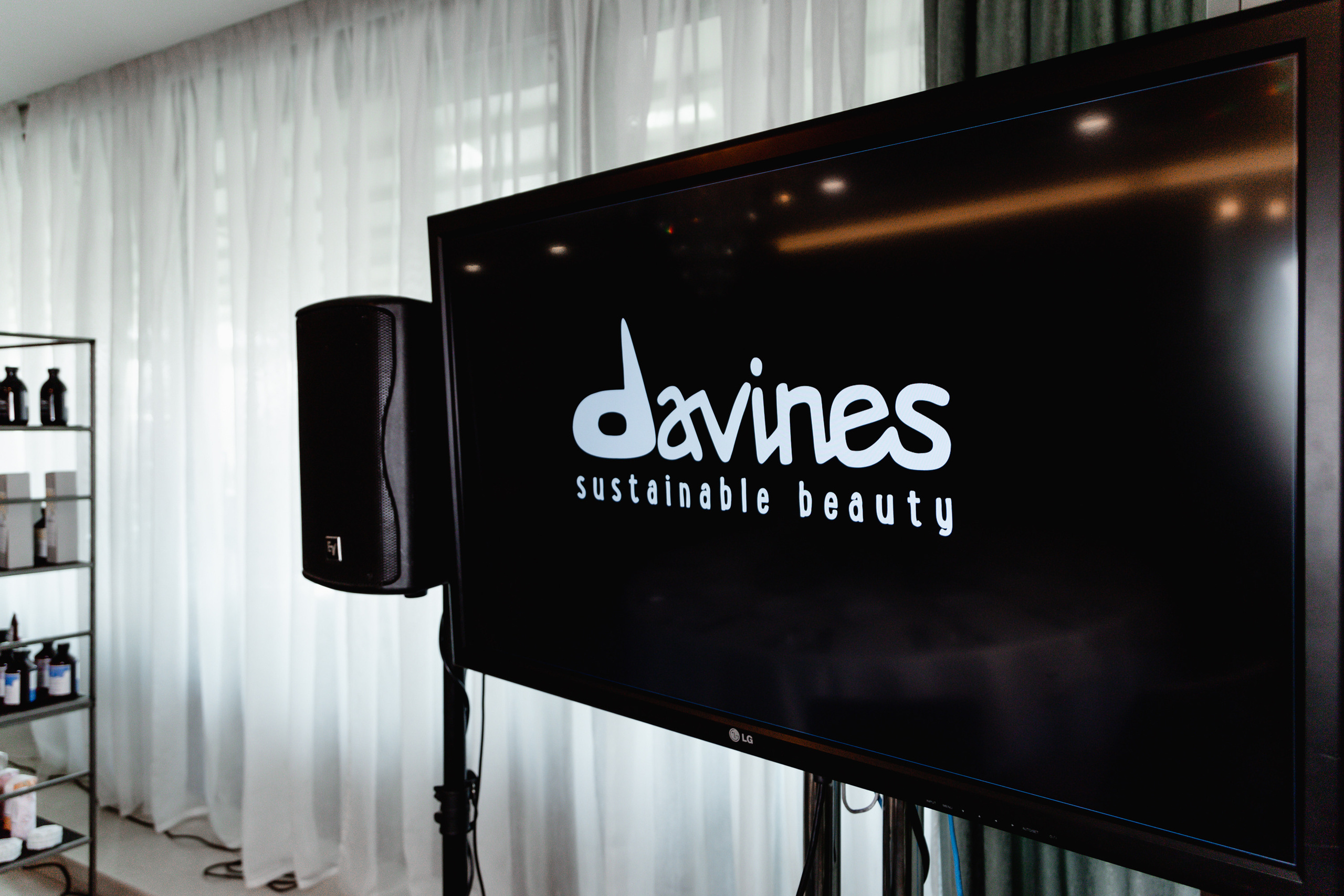 DAVINES. Marriott Hotel. Фотограф Александр Шалагин