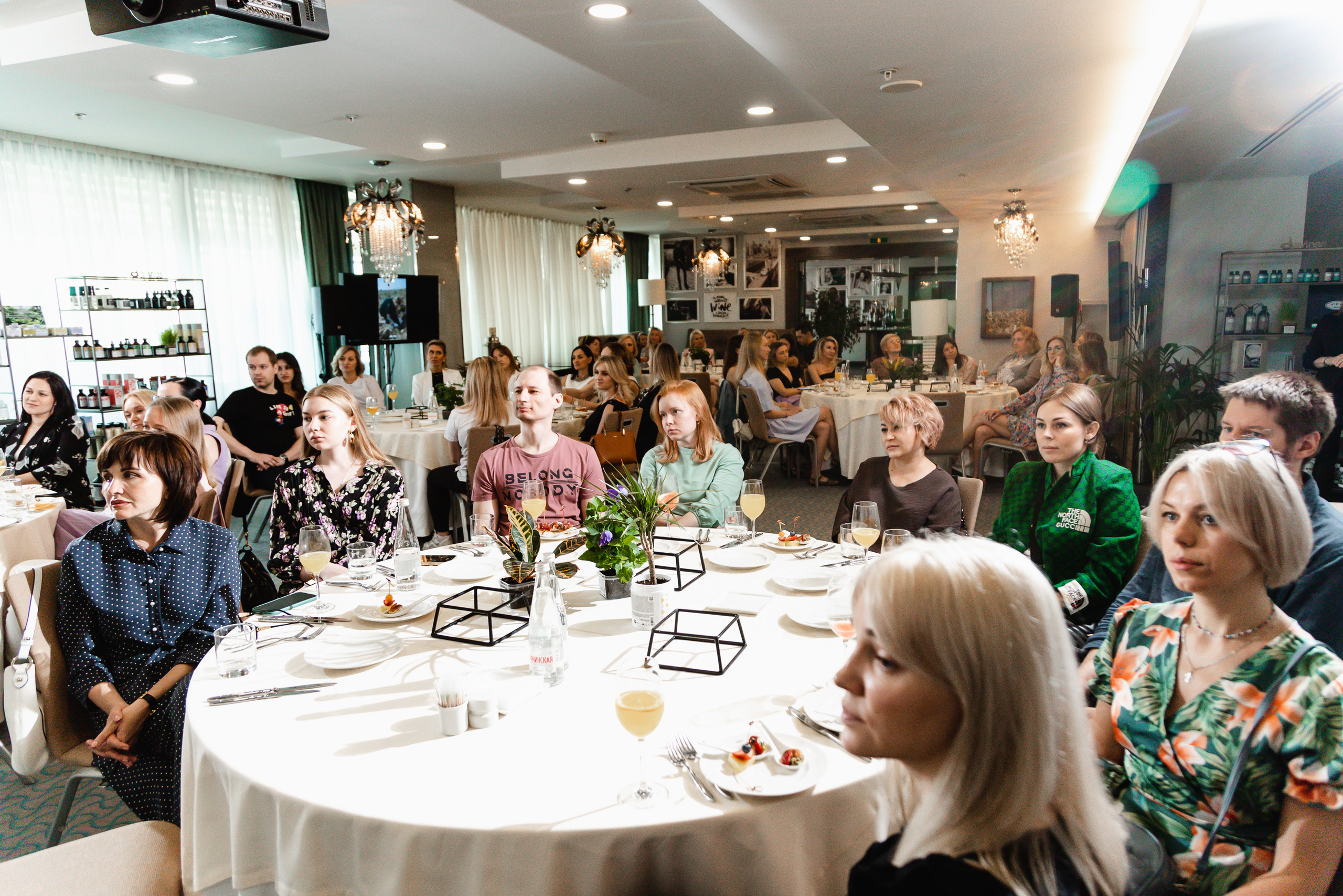 DAVINES. Marriott Hotel. Фотограф Александр Шалагин