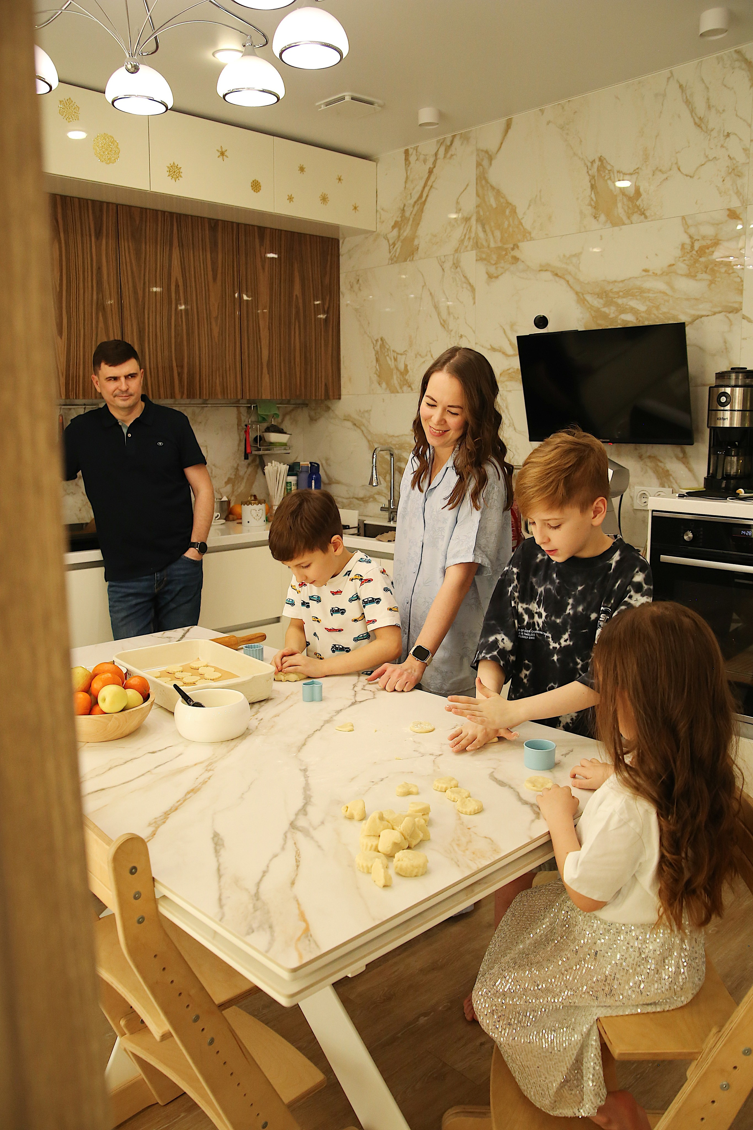 Хисамовы. Домашняя съемка. Фотограф Пирумян Анна. г. Сургут, г. Воронеж