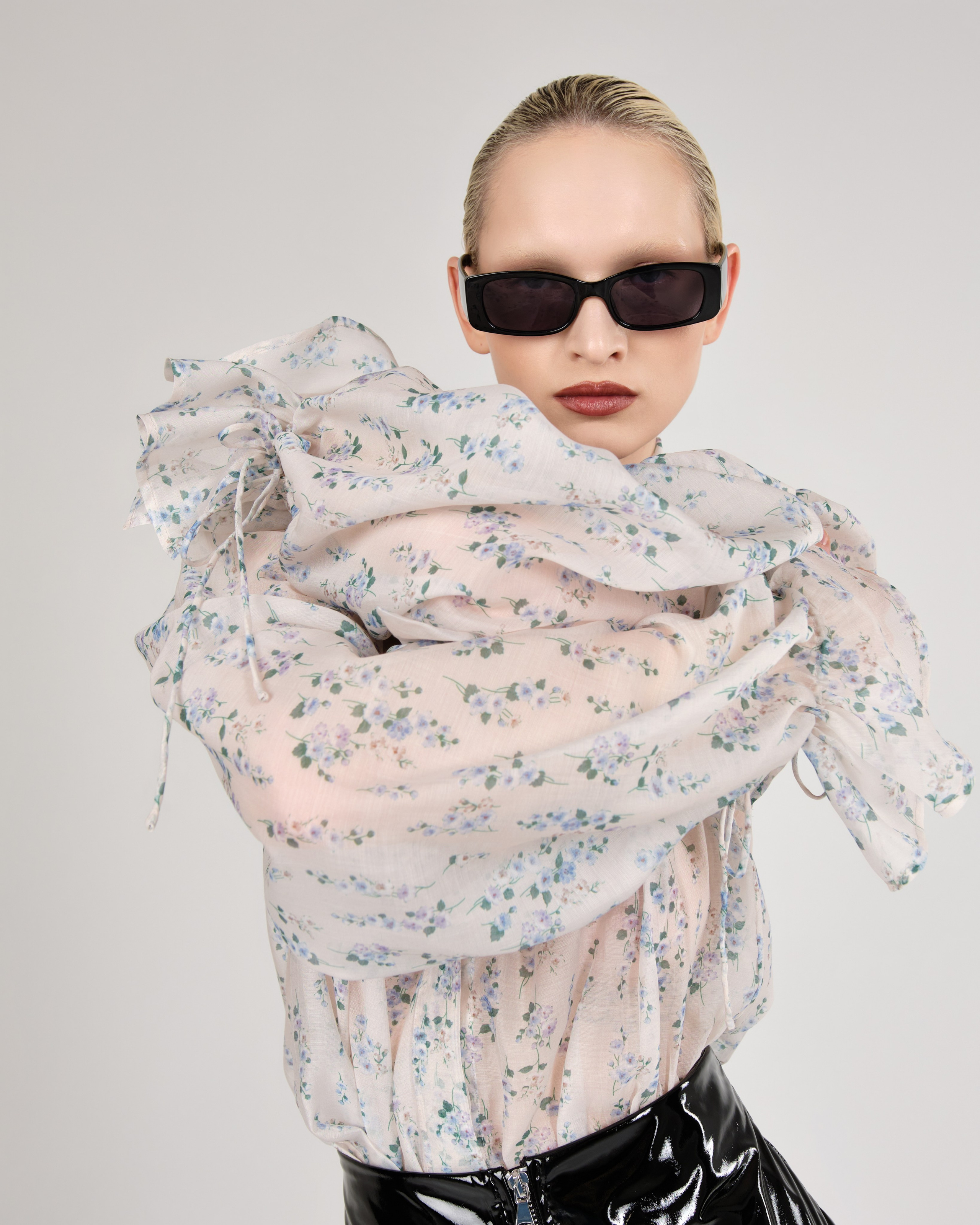 Коммерческая съёмка для бренда одежды. Коммерческий, репортажный фотограф в Москве Лейла Мару