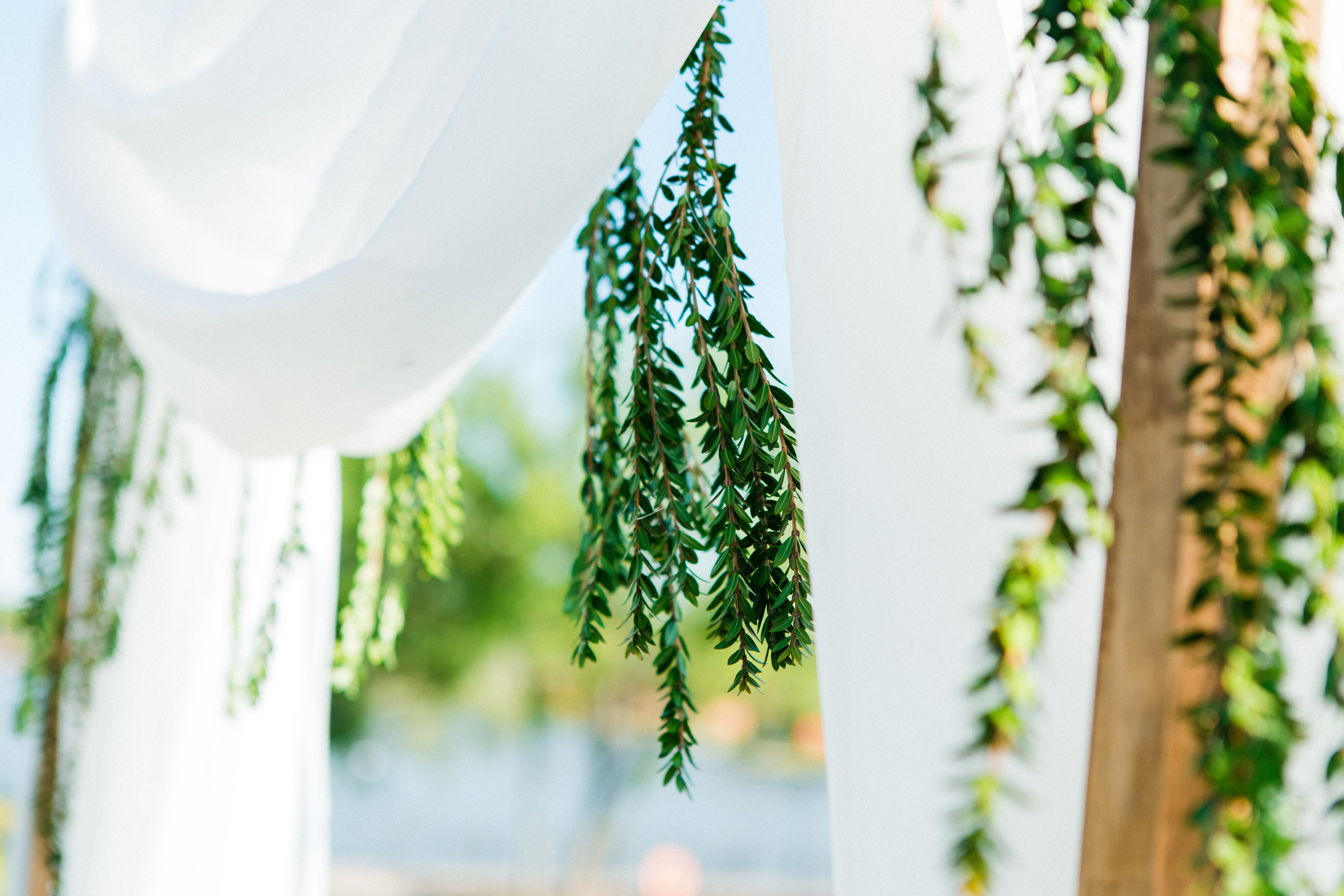 All Inclusive. Видеосъемка и фотосъемка свадеб. Фотограф и оператор на свадьбу. Видеосъемка подкастов, собственная видео-фотостудии. Предметная фотосъемка