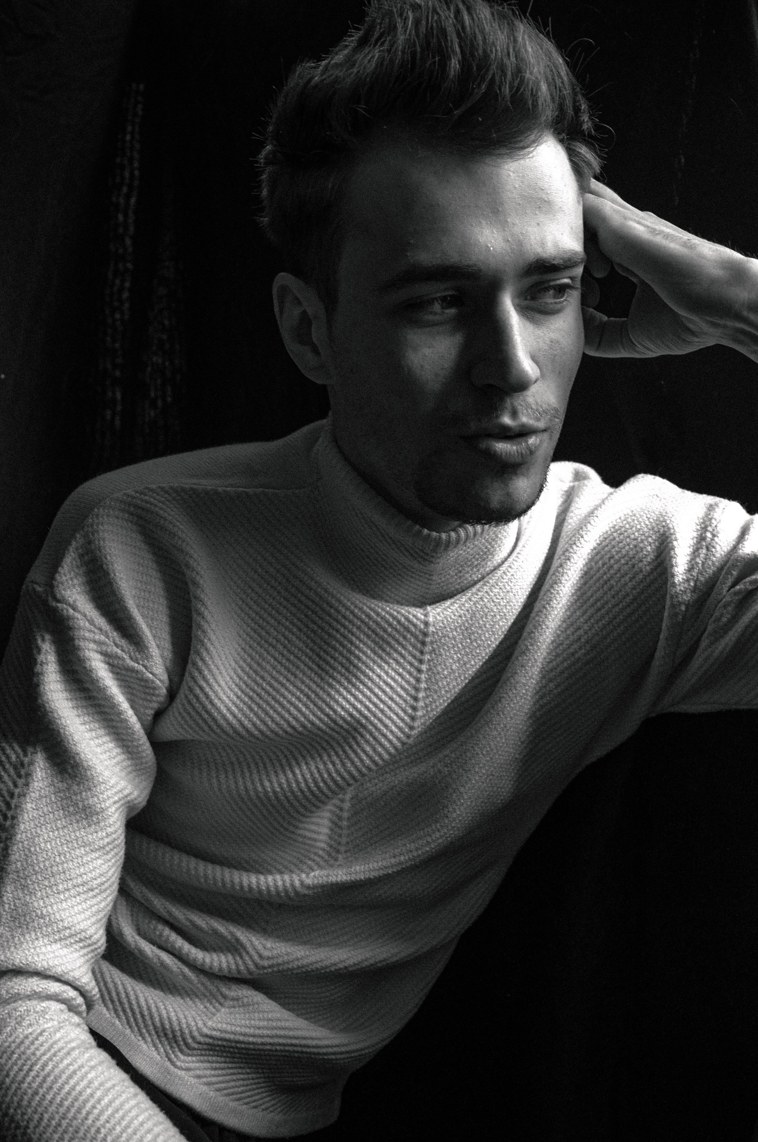 Dialog. DINA MOREVA photography