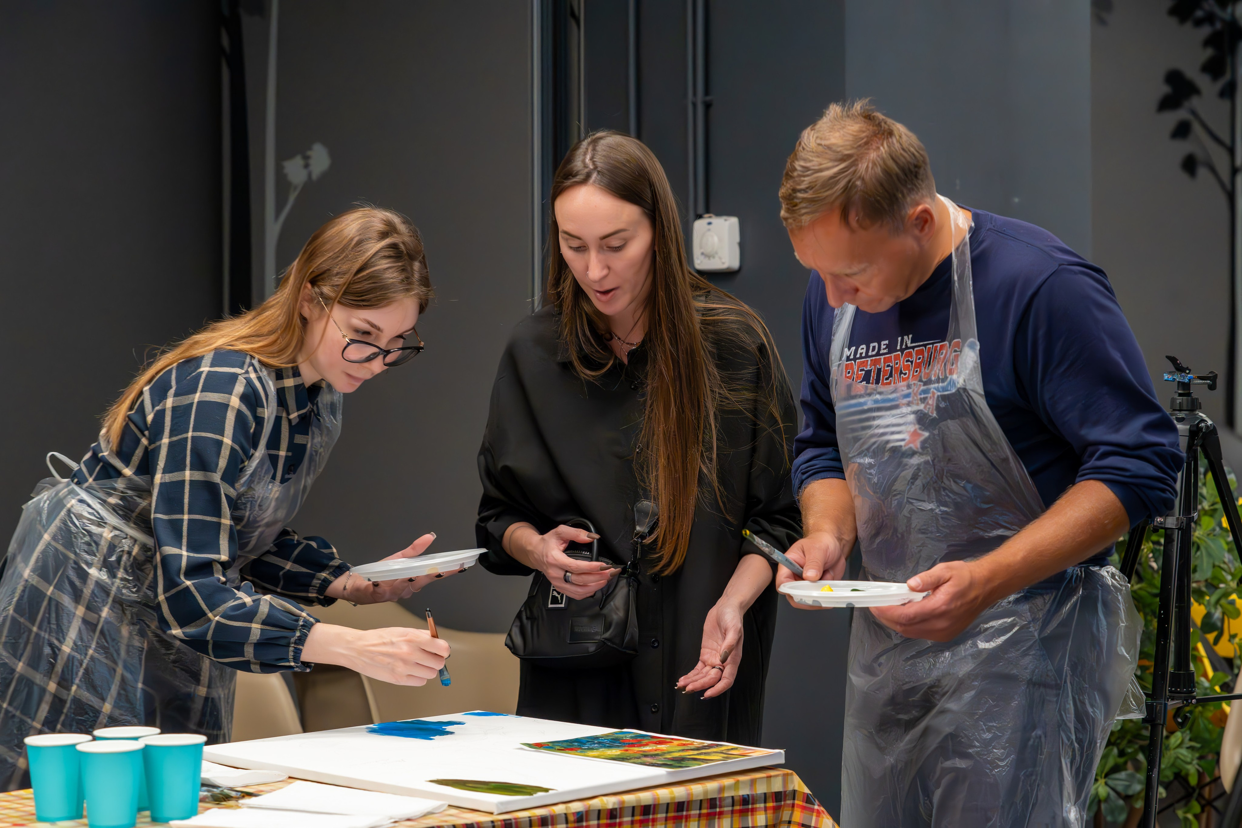 MICE мероприятие — мастер класс по акварели. Репортажный фотограф в Красной Поляне и Сочи Павлюченко Екатерина