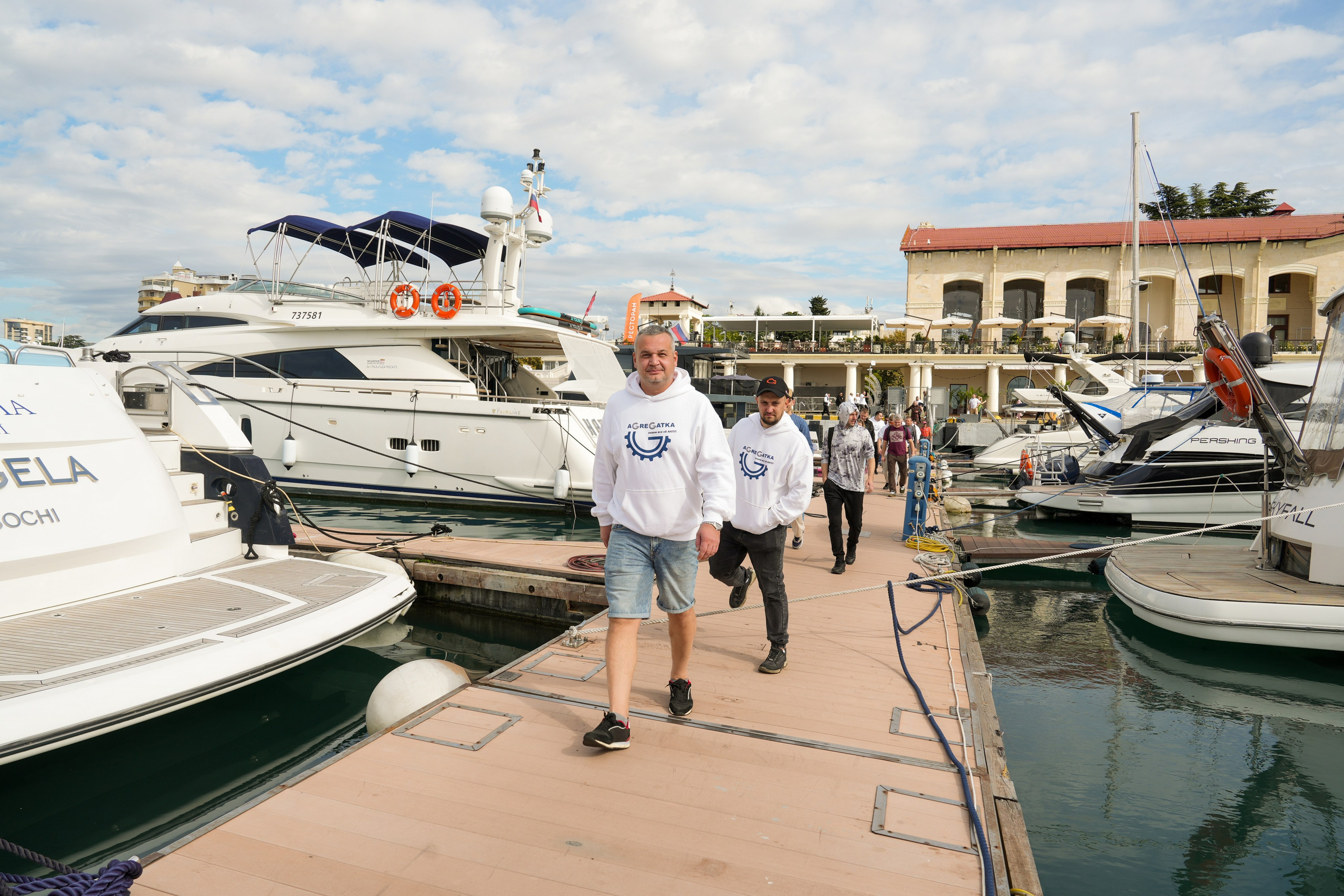 Яхтенная регата для компании Агрегатка. Репортажный фотограф в Красной Поляне и Сочи Павлюченко Екатерина