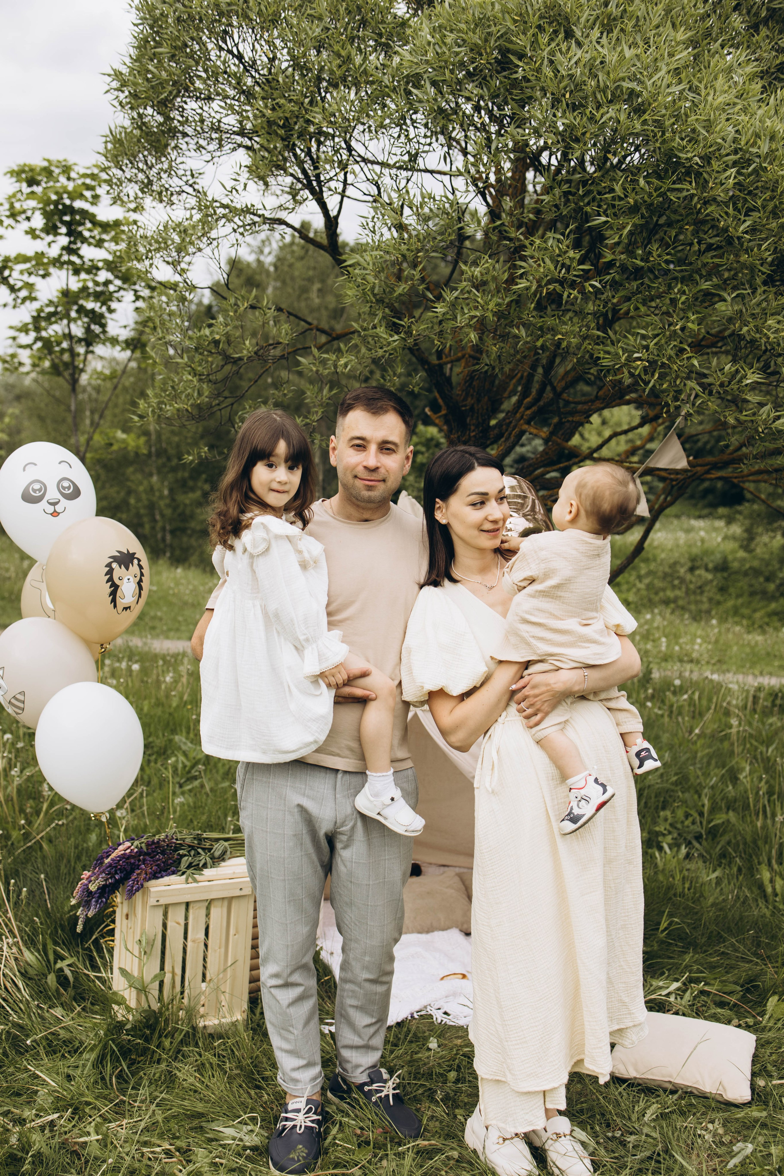 Маша, Женя, Ариана и Мирон. Семейный фотограф в Москве Виктория Ястребинская