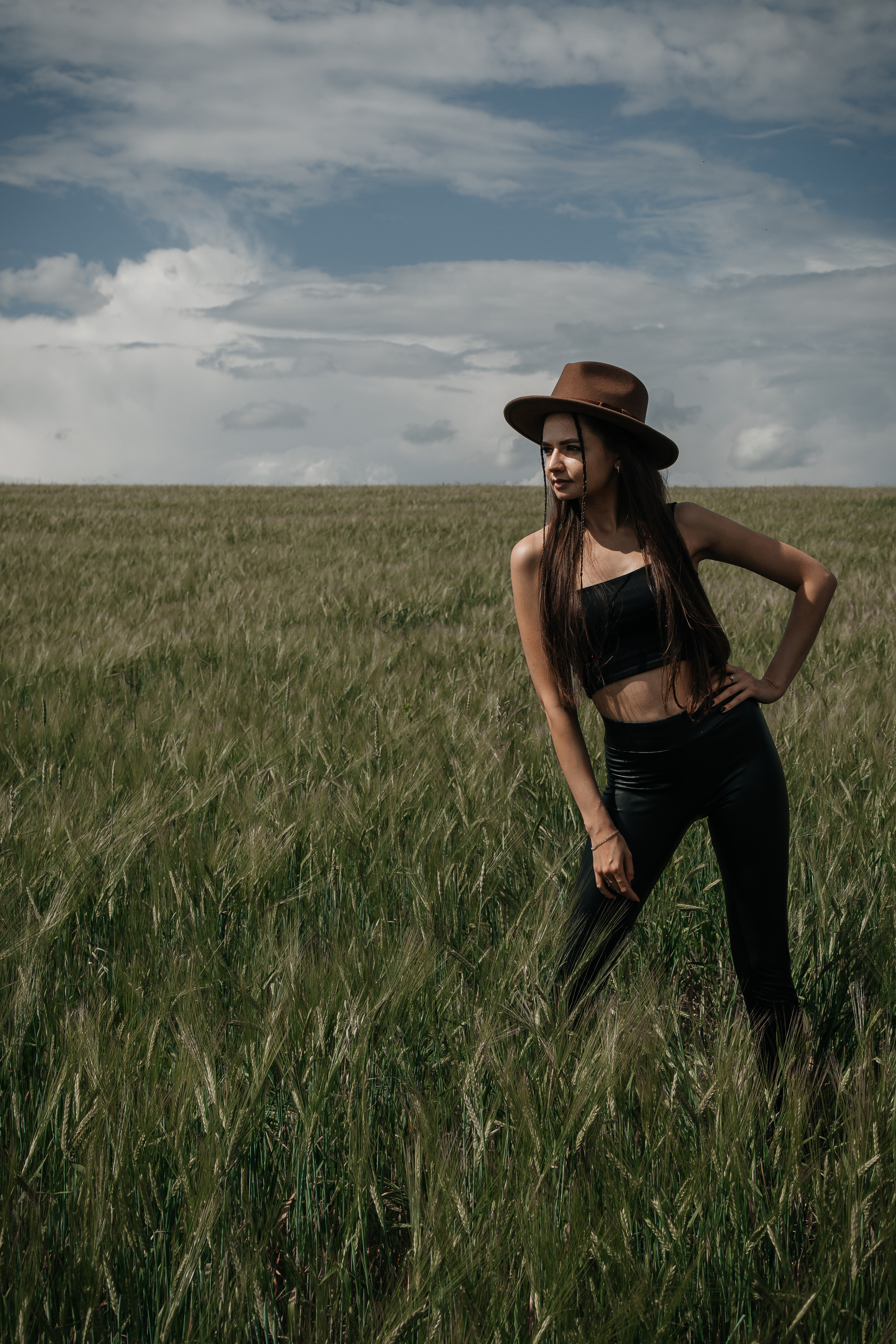 ФОТОСЕССИЯ В ЯЧМЕННОМ ПОЛЕ. Фотограф в Киселёвске Татьяна Трухалева