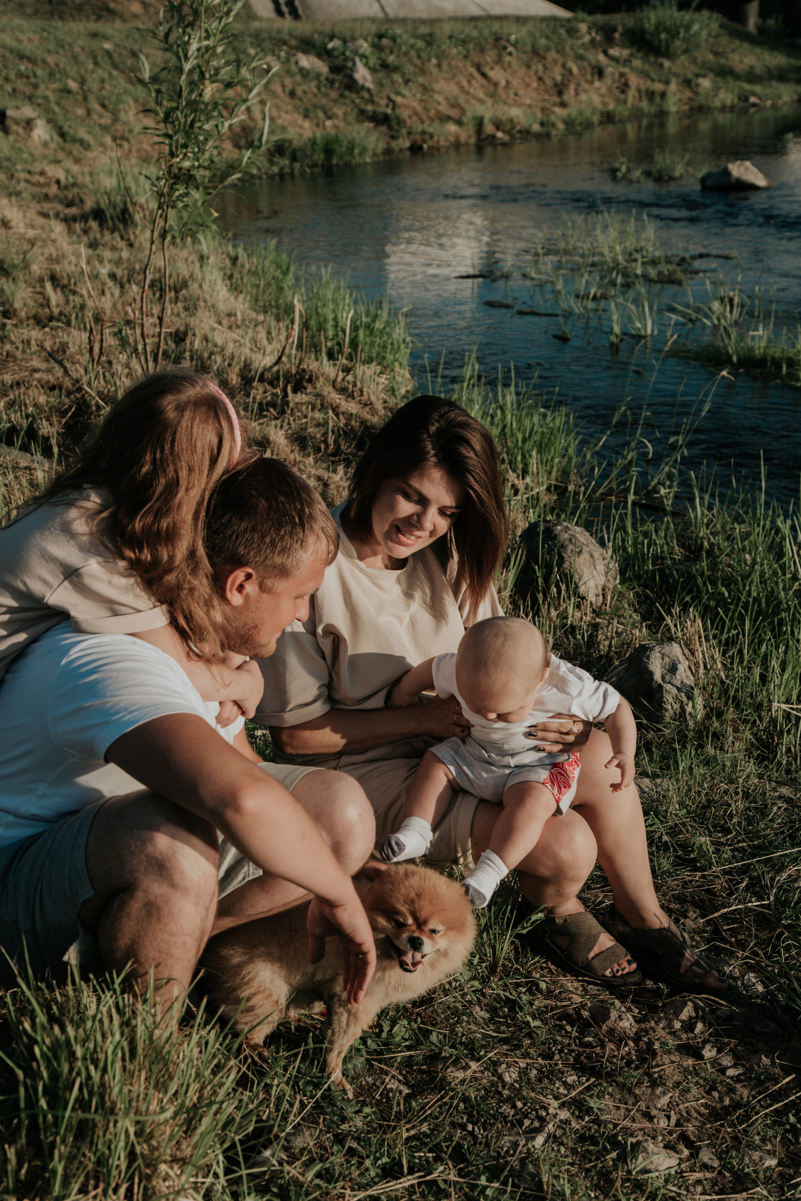 Алина, Павел, Лизонька, Илюша и Пуфик. Фотограф в Киселёвске Татьяна Трухалева