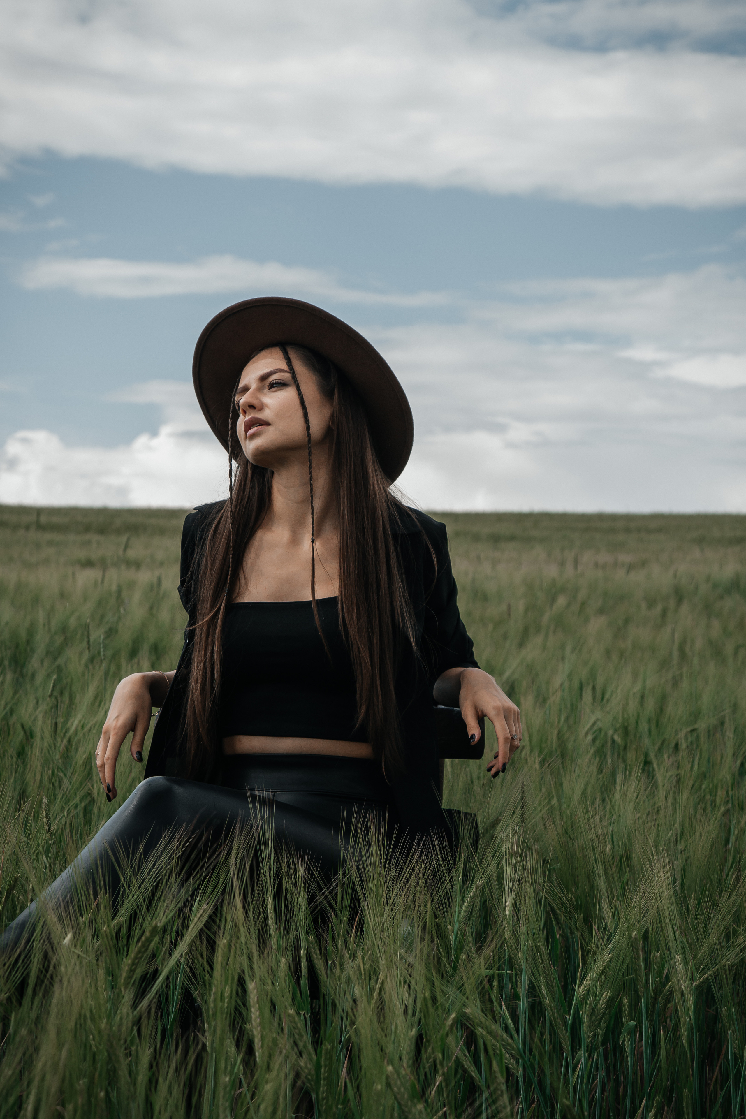 ФОТОСЕССИЯ В ЯЧМЕННОМ ПОЛЕ. Фотограф в Киселёвске Татьяна Трухалева