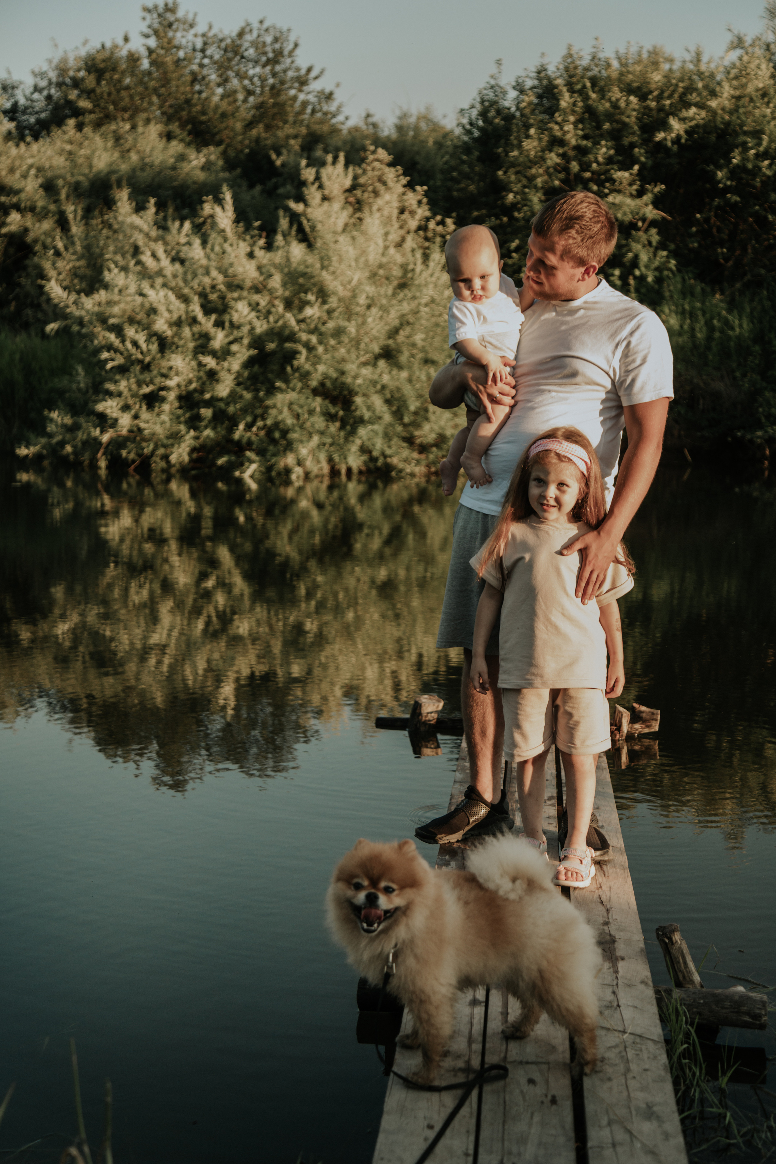 Алина, Павел, Лизонька, Илюша и Пуфик. Фотограф в Киселёвске Татьяна Трухалева