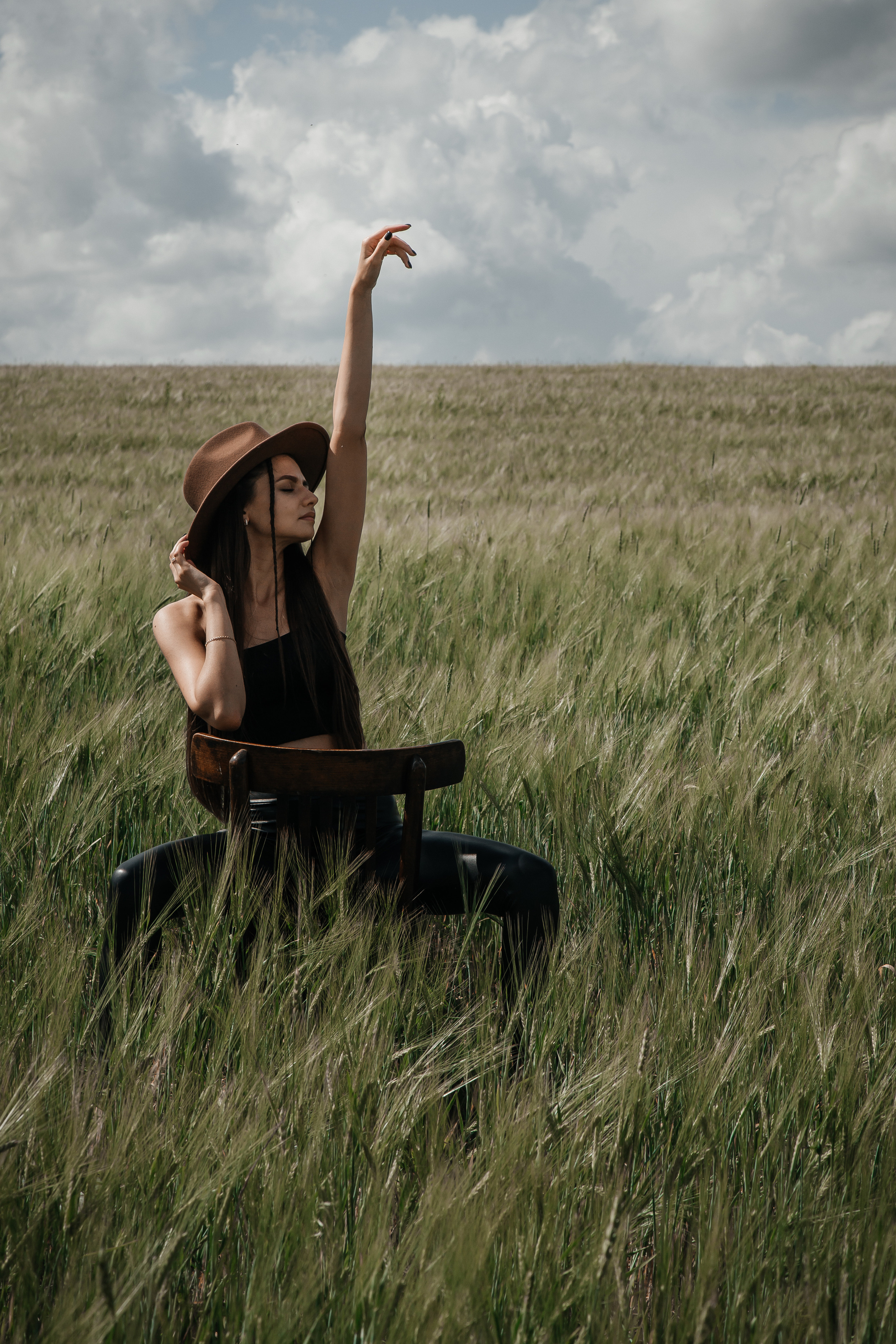 ФОТОСЕССИЯ В ЯЧМЕННОМ ПОЛЕ. Фотограф в Киселёвске Татьяна Трухалева