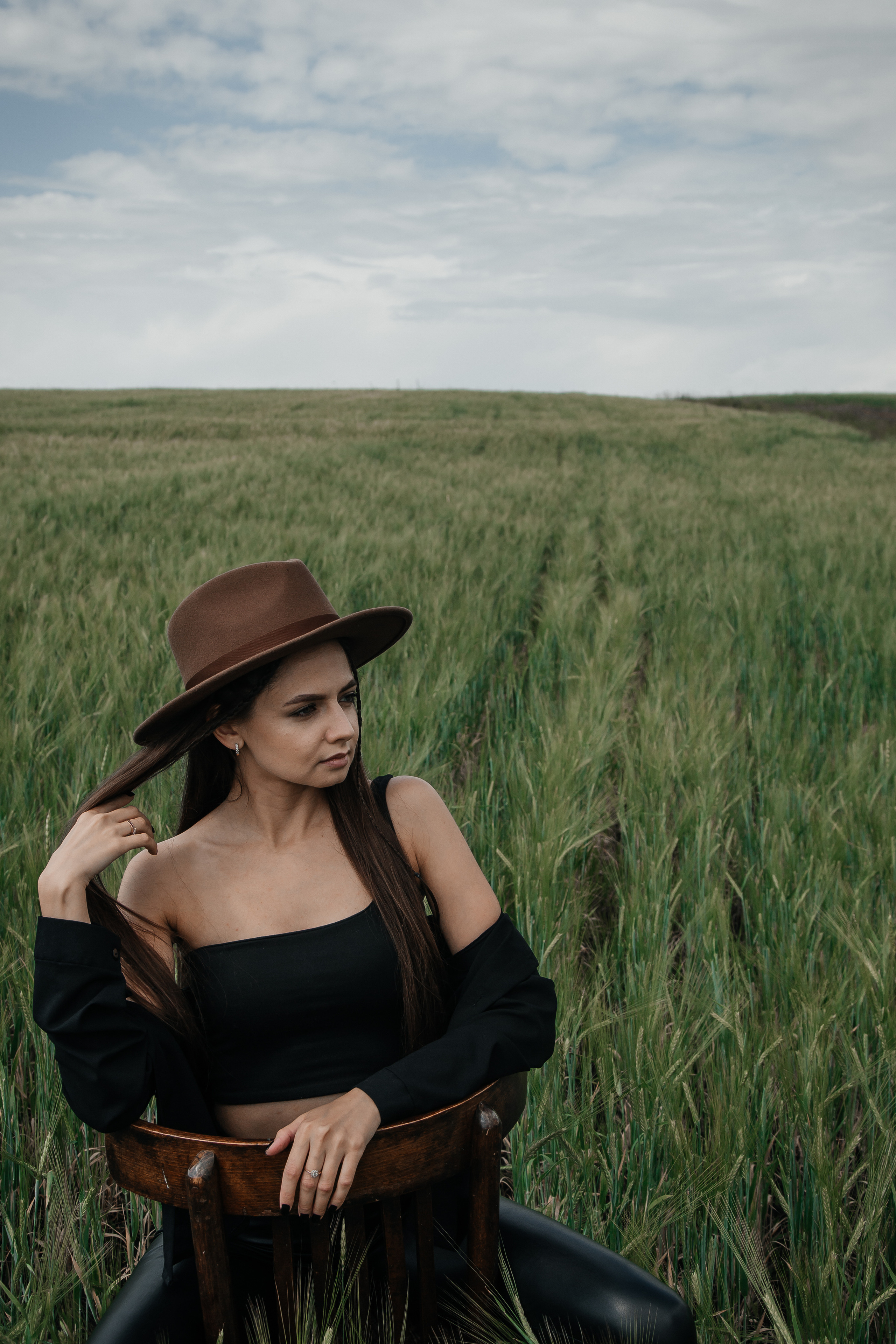 ФОТОСЕССИЯ В ЯЧМЕННОМ ПОЛЕ. Фотограф в Киселёвске Татьяна Трухалева