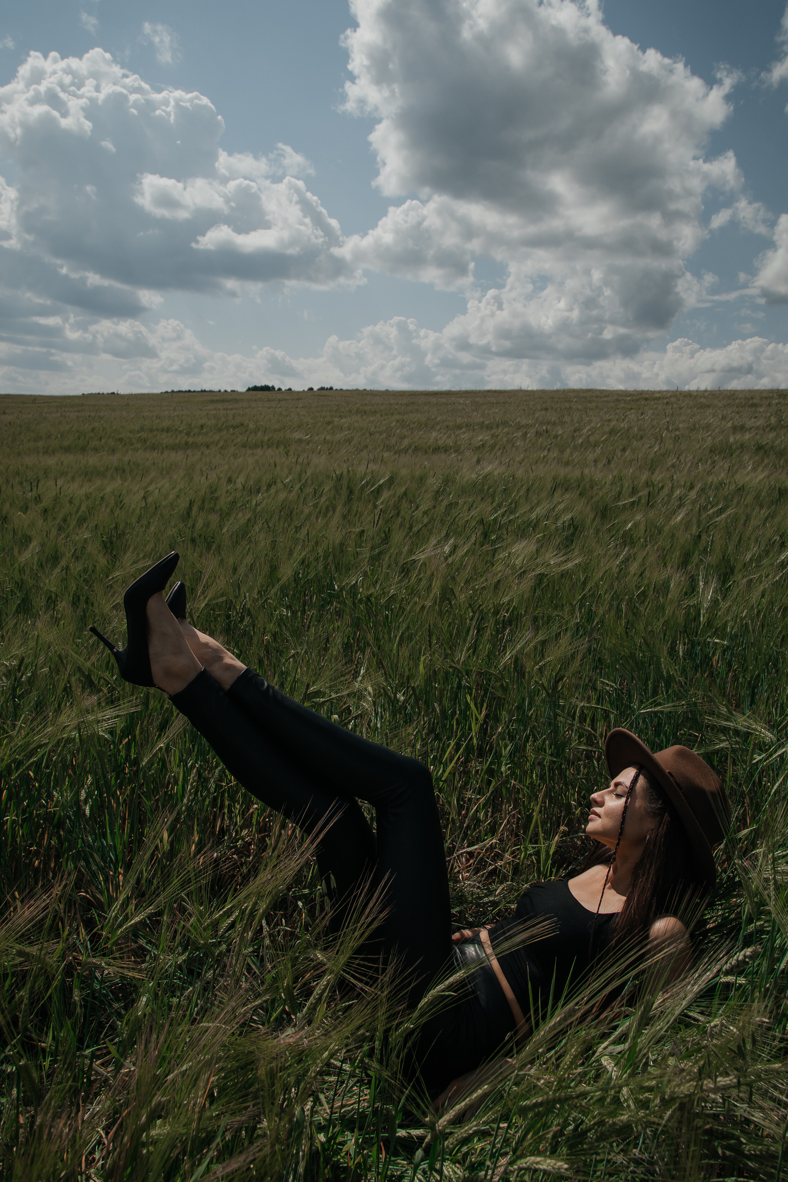 ФОТОСЕССИЯ В ЯЧМЕННОМ ПОЛЕ. Фотограф в Киселёвске Татьяна Трухалева