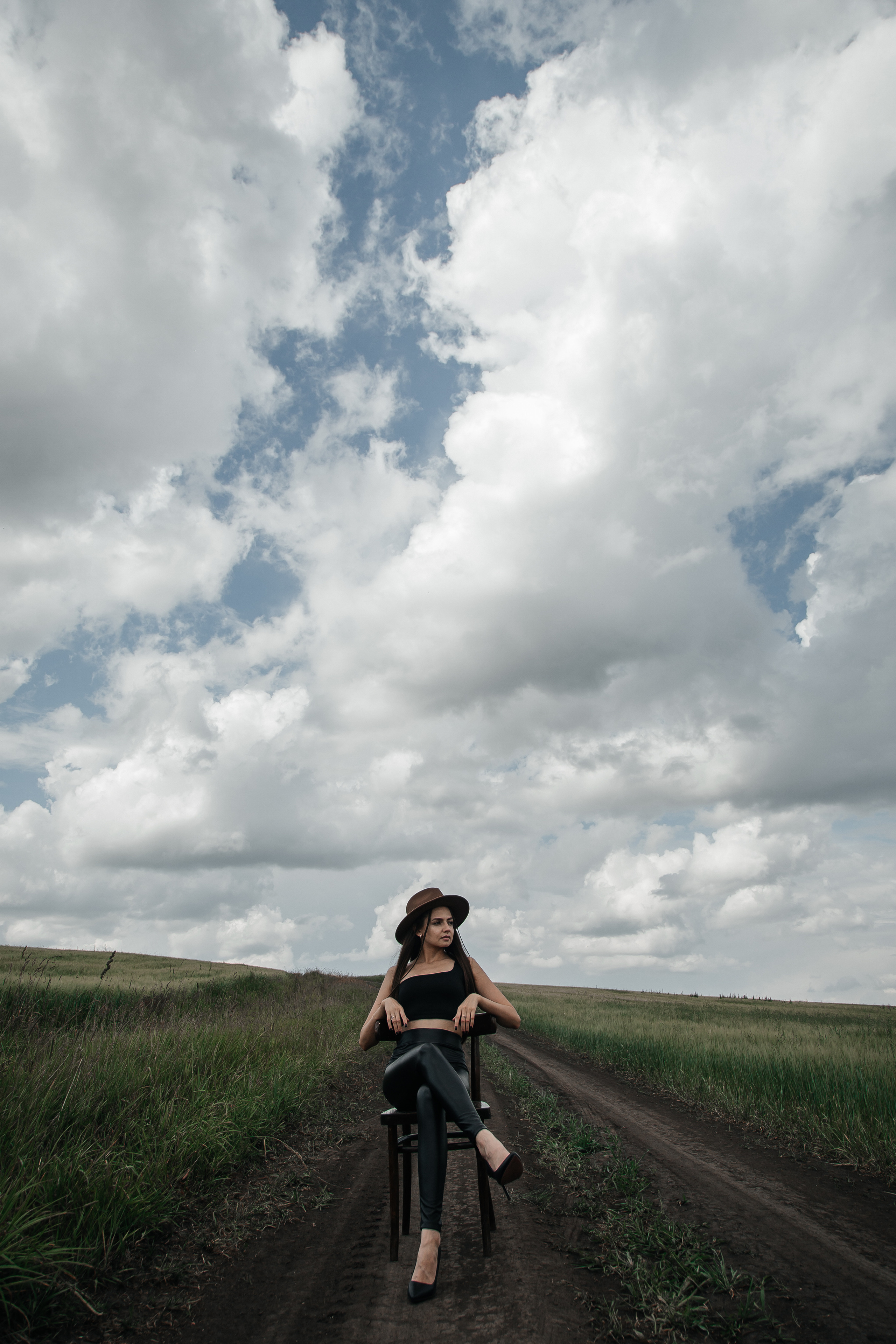 ФОТОСЕССИЯ В ЯЧМЕННОМ ПОЛЕ. Фотограф в Киселёвске Татьяна Трухалева