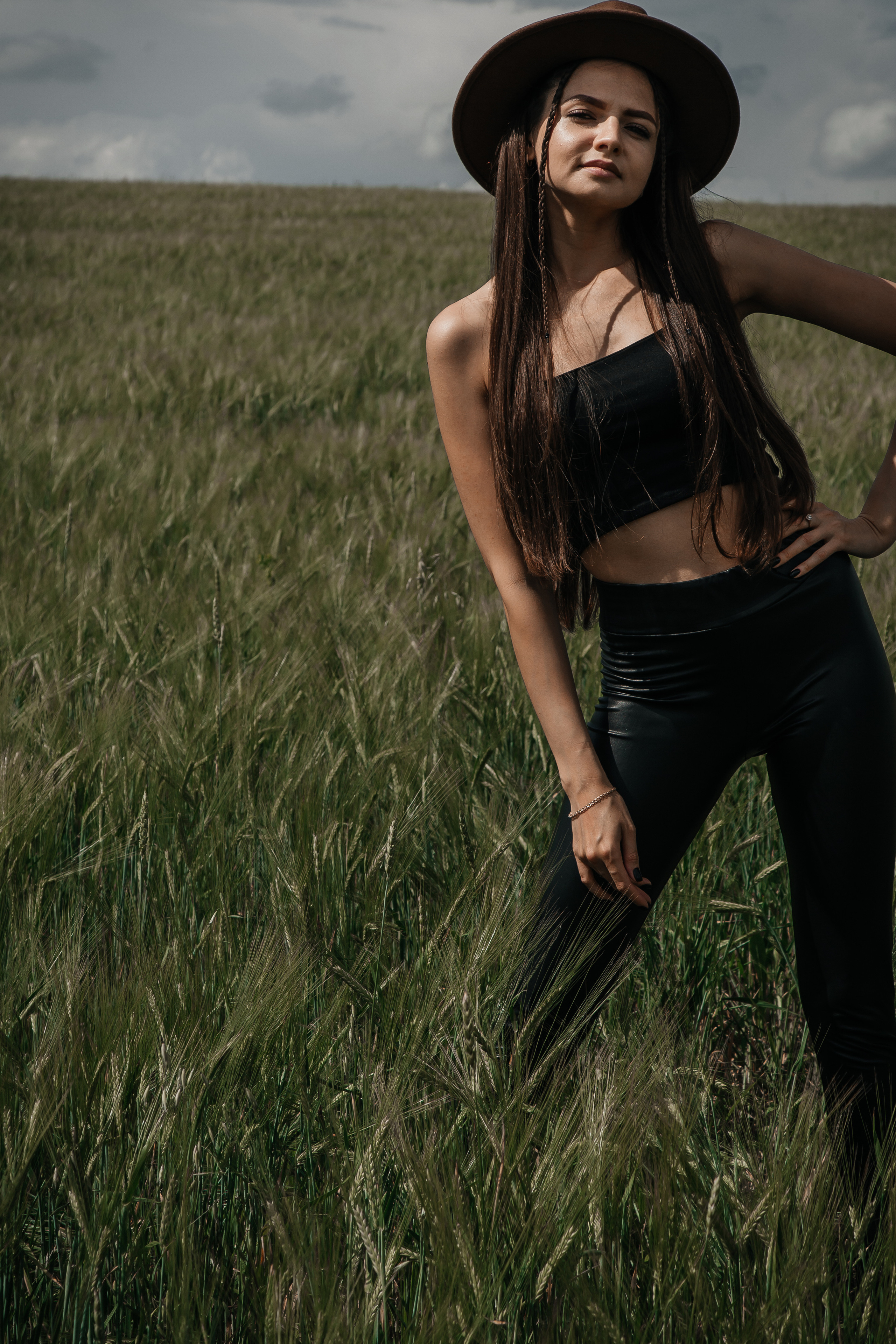 ФОТОСЕССИЯ В ЯЧМЕННОМ ПОЛЕ. Фотограф в Киселёвске Татьяна Трухалева