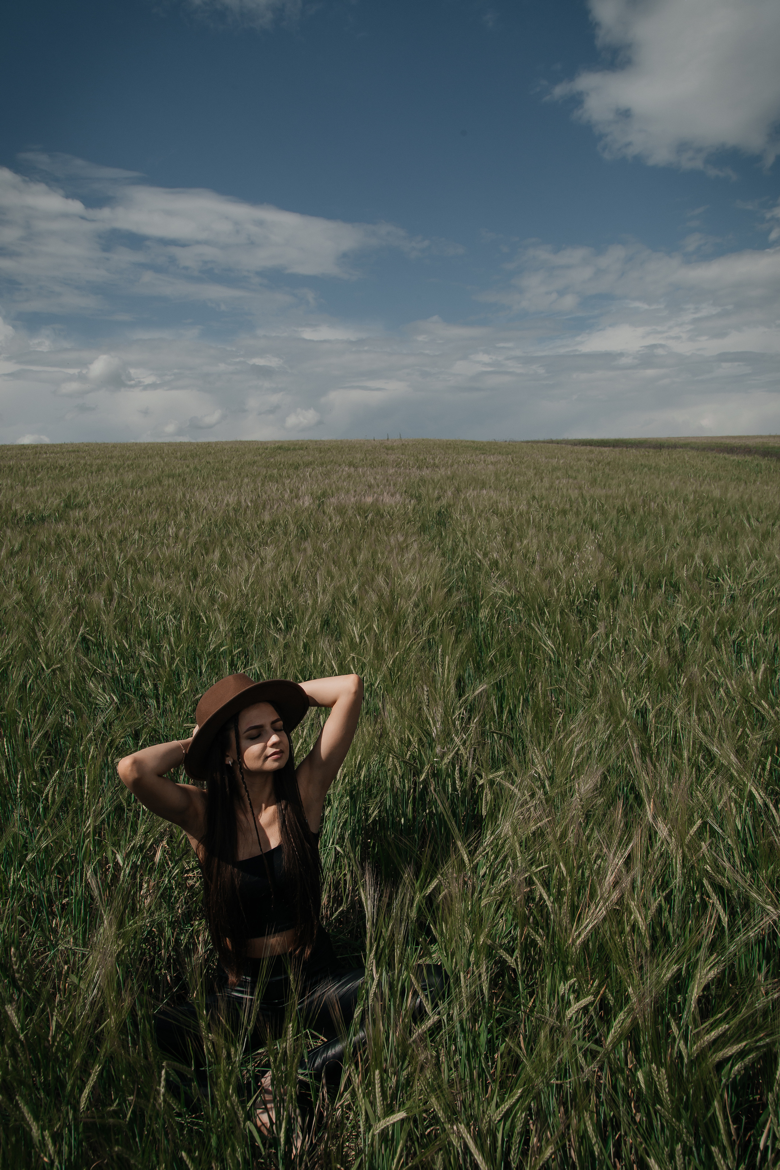 ФОТОСЕССИЯ В ЯЧМЕННОМ ПОЛЕ. Фотограф в Киселёвске Татьяна Трухалева