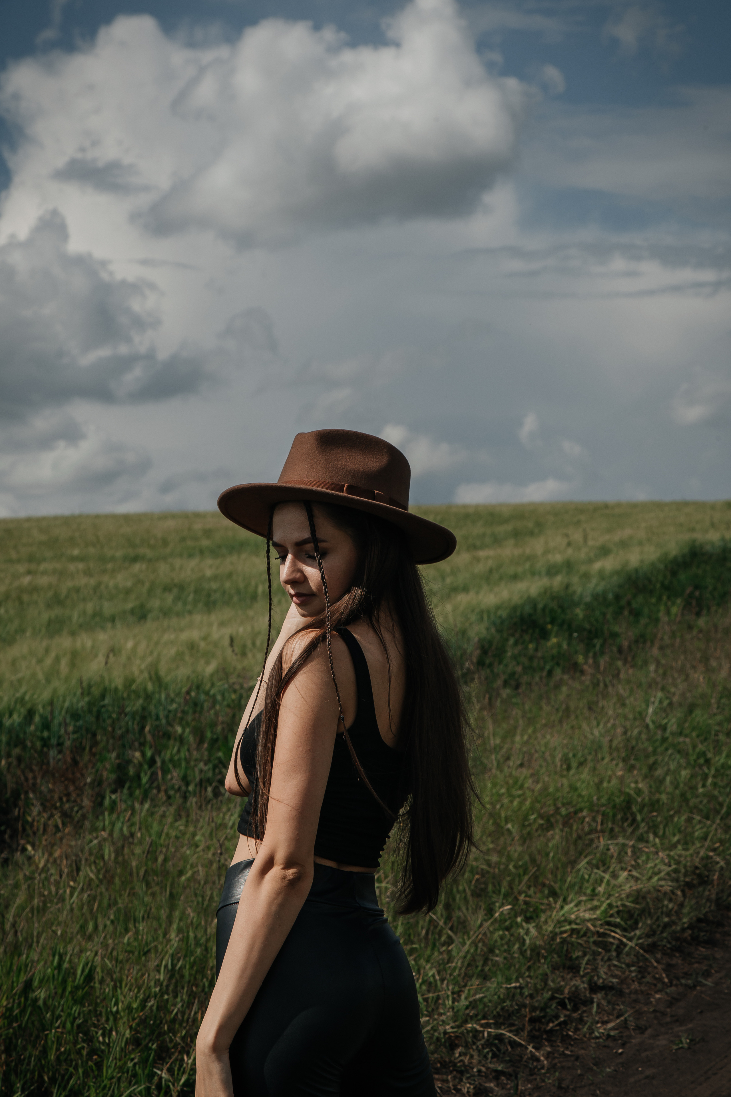 ФОТОСЕССИЯ В ЯЧМЕННОМ ПОЛЕ. Фотограф в Киселёвске Татьяна Трухалева