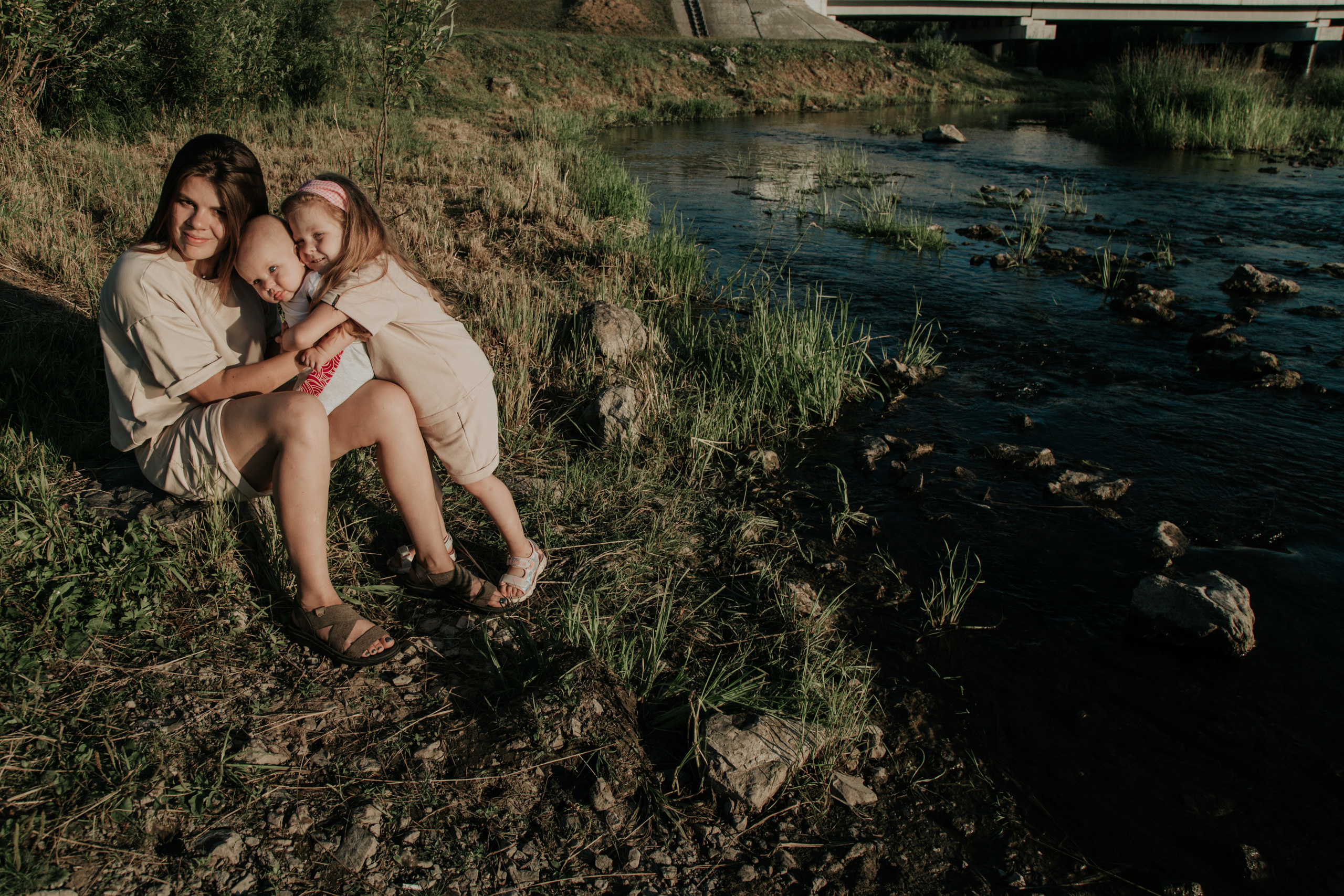 Алина, Павел, Лизонька, Илюша и Пуфик. Фотограф в Киселёвске Татьяна Трухалева