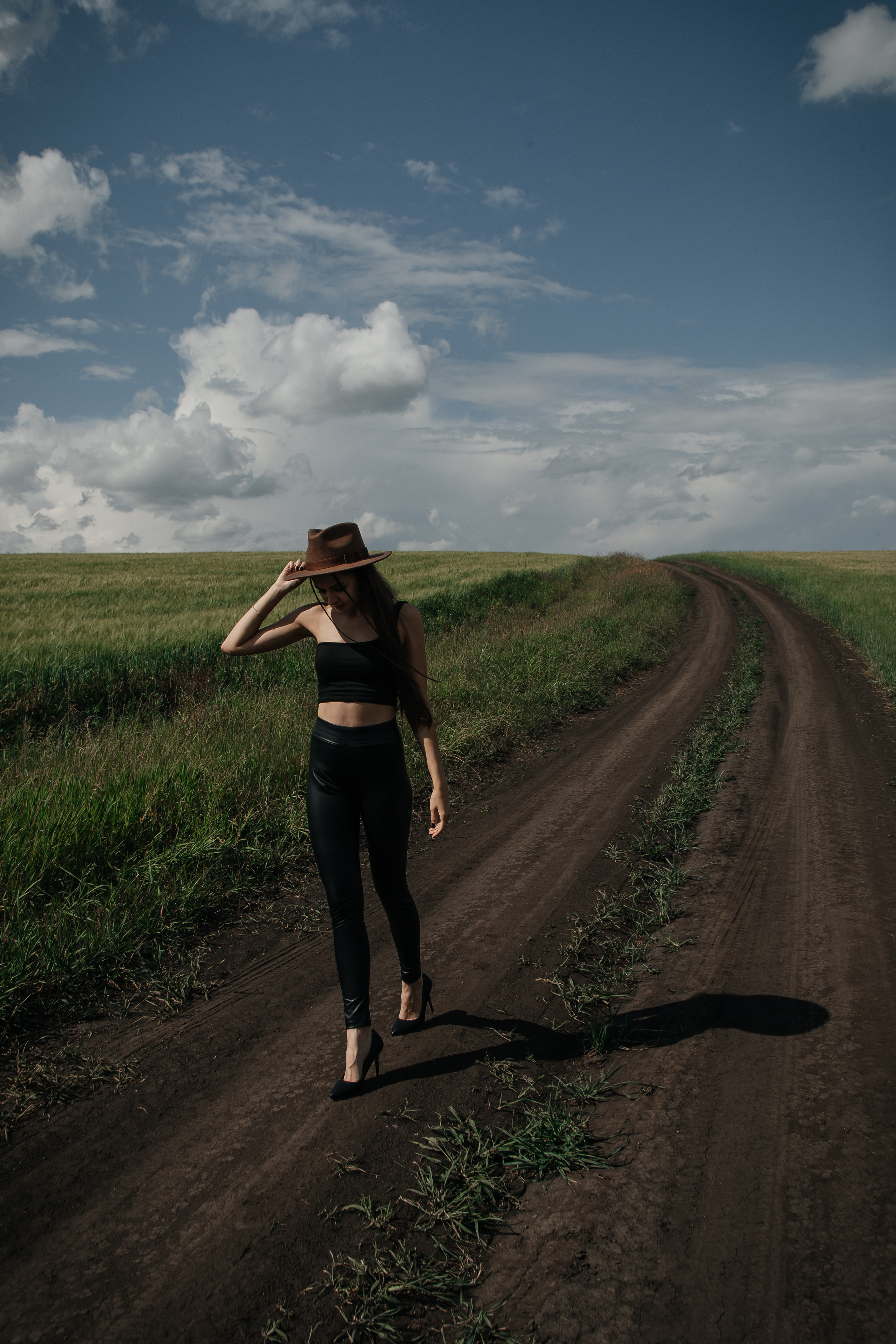 ФОТОСЕССИЯ В ЯЧМЕННОМ ПОЛЕ. Фотограф в Киселёвске Татьяна Трухалева