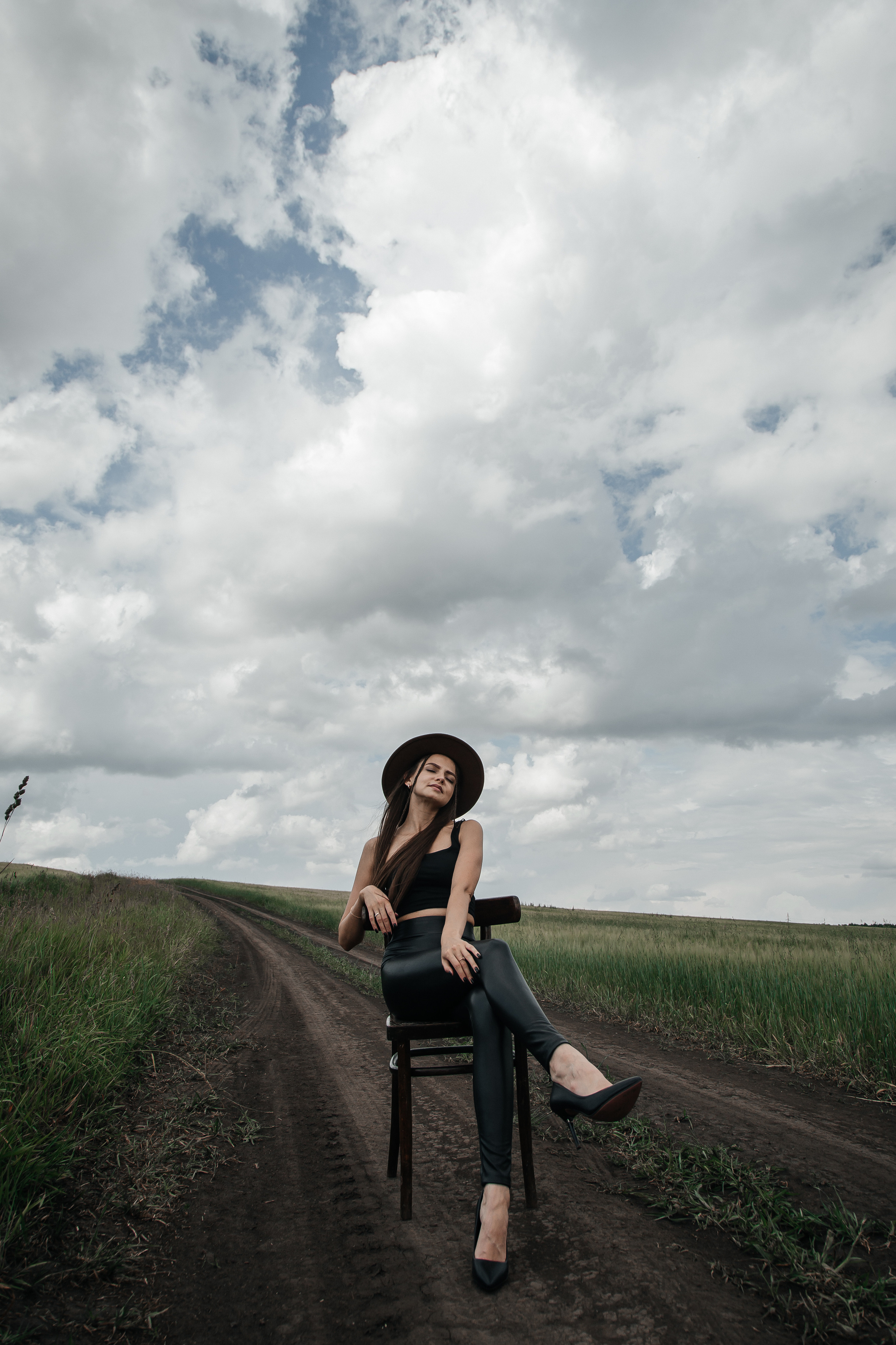 ФОТОСЕССИЯ В ЯЧМЕННОМ ПОЛЕ. Фотограф в Киселёвске Татьяна Трухалева