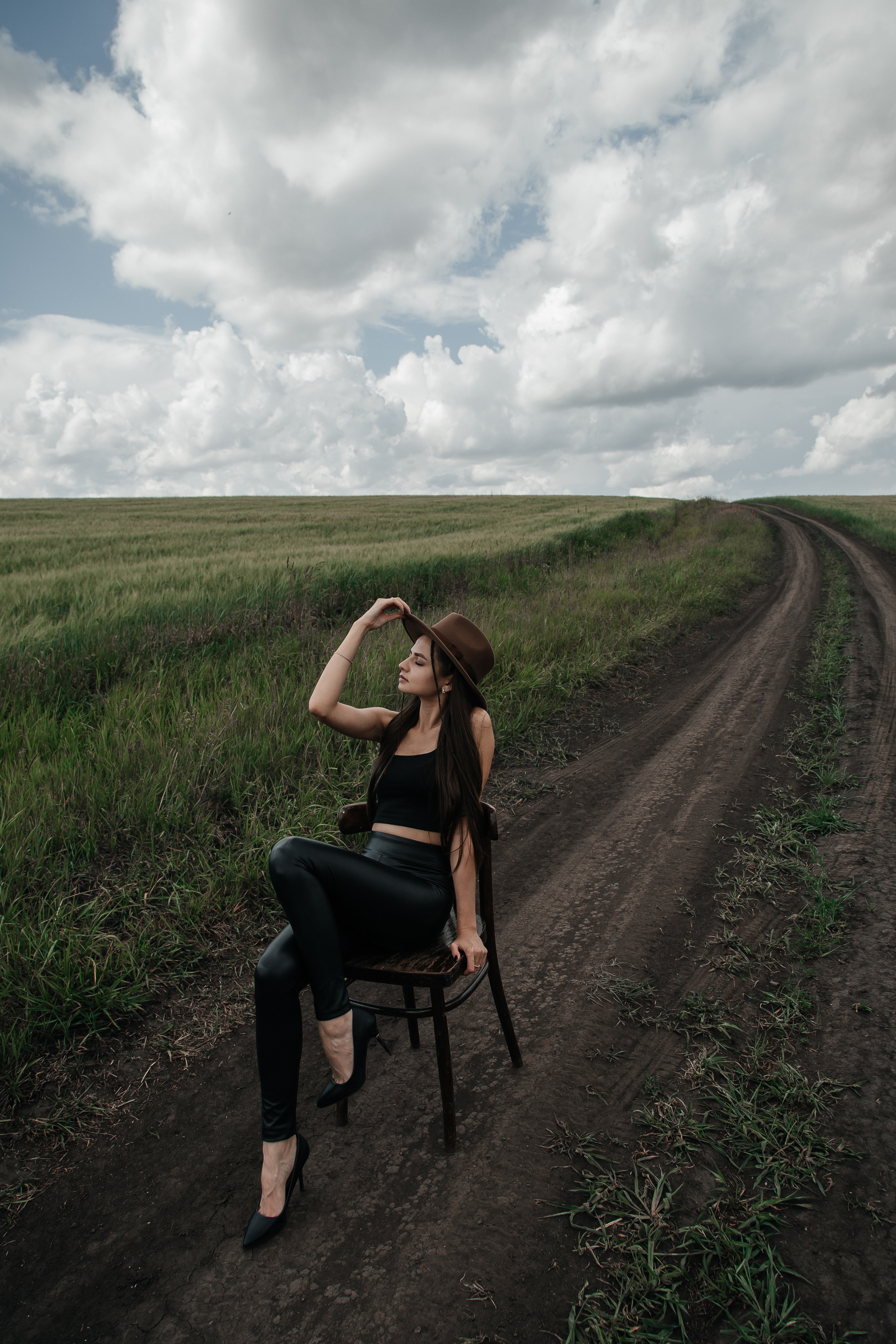 ФОТОСЕССИЯ В ЯЧМЕННОМ ПОЛЕ. Фотограф в Киселёвске Татьяна Трухалева