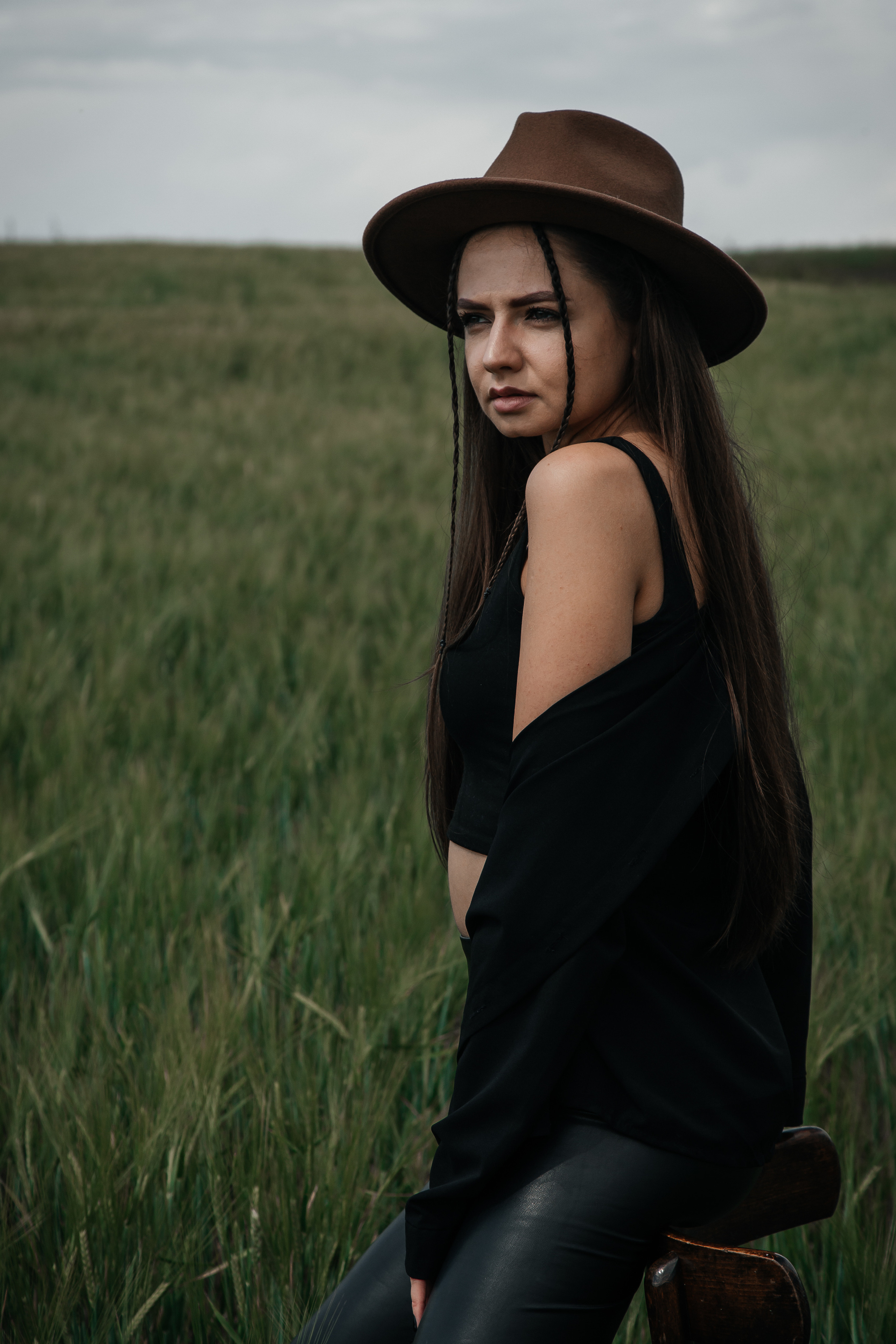 ФОТОСЕССИЯ В ЯЧМЕННОМ ПОЛЕ. Фотограф в Киселёвске Татьяна Трухалева