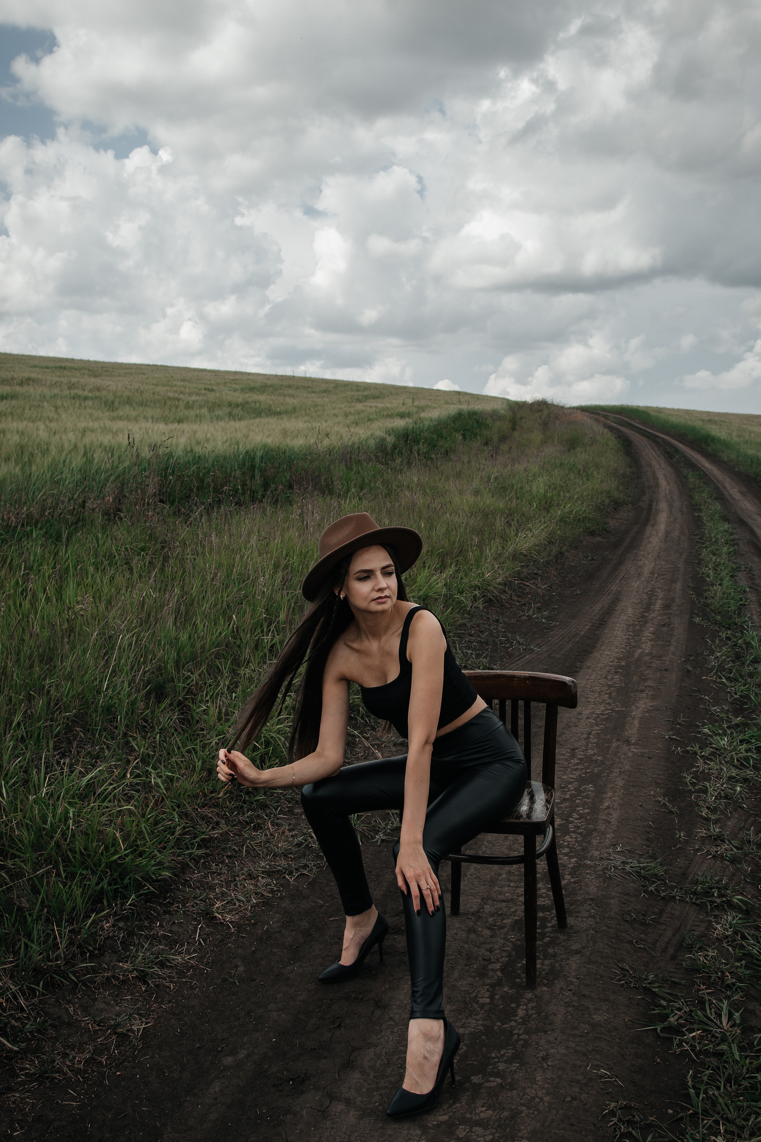 ФОТОСЕССИЯ В ЯЧМЕННОМ ПОЛЕ. Фотограф в Киселёвске Татьяна Трухалева