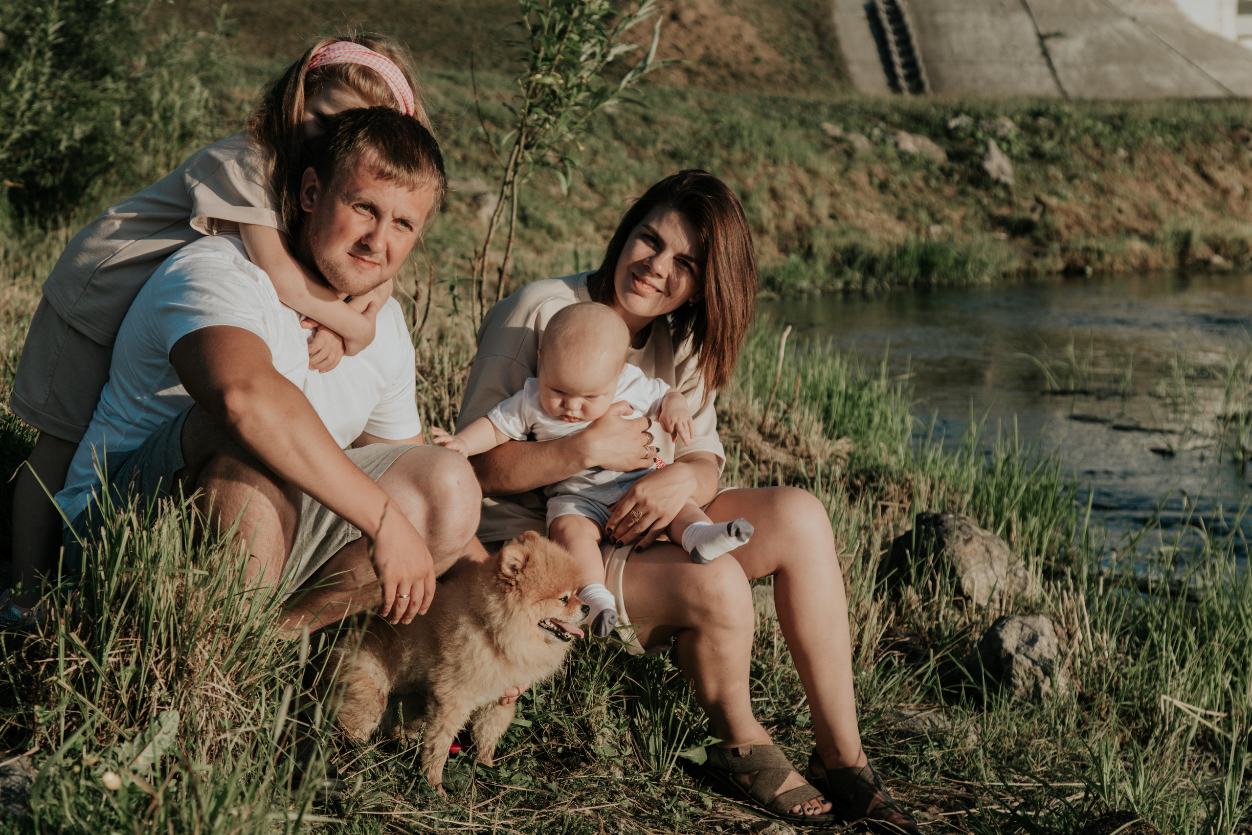 Алина, Павел, Лизонька, Илюша и Пуфик. Фотограф в Киселёвске Татьяна Трухалева